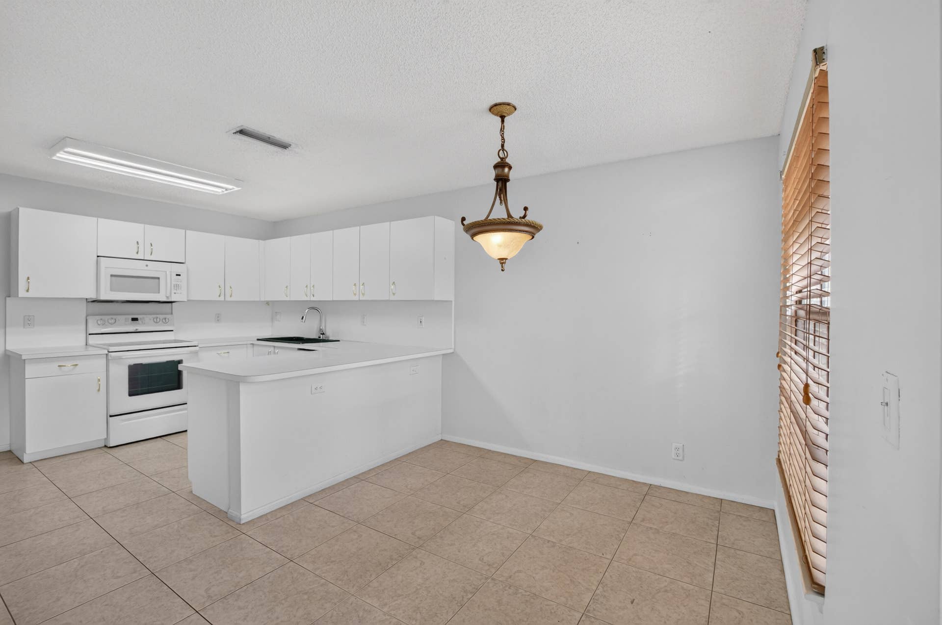 22751 MANDEVILLE Place, #F, Boca Raton, FL 33433 21-print-DSC_6100