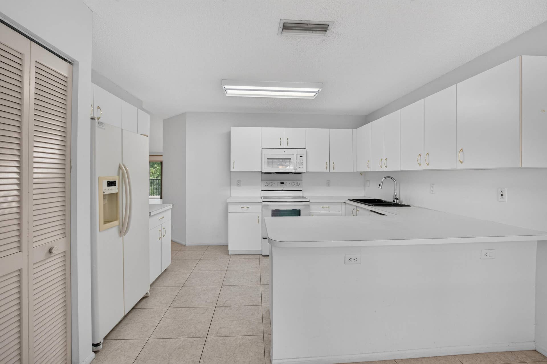 22751 MANDEVILLE Place, #F, Boca Raton, FL 33433 22-print-DSC_6109
