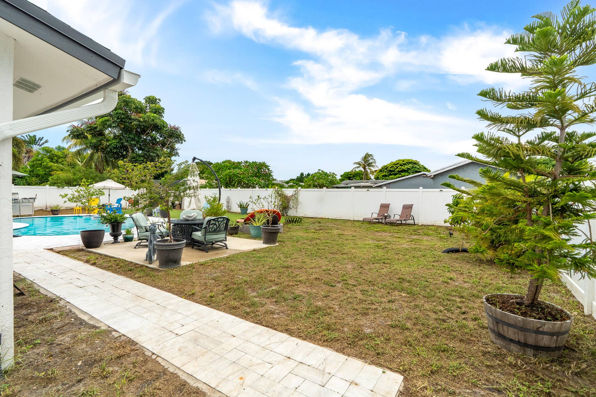 1780 SW 12TH Street, Boca Raton, FL 33486 Back of House