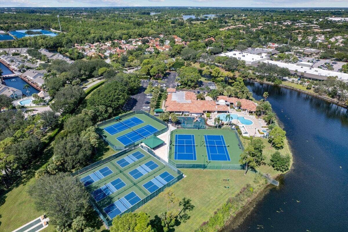 149 HARBOR LAKE Circle, Greenacres, FL 33413 56-DJI_0998