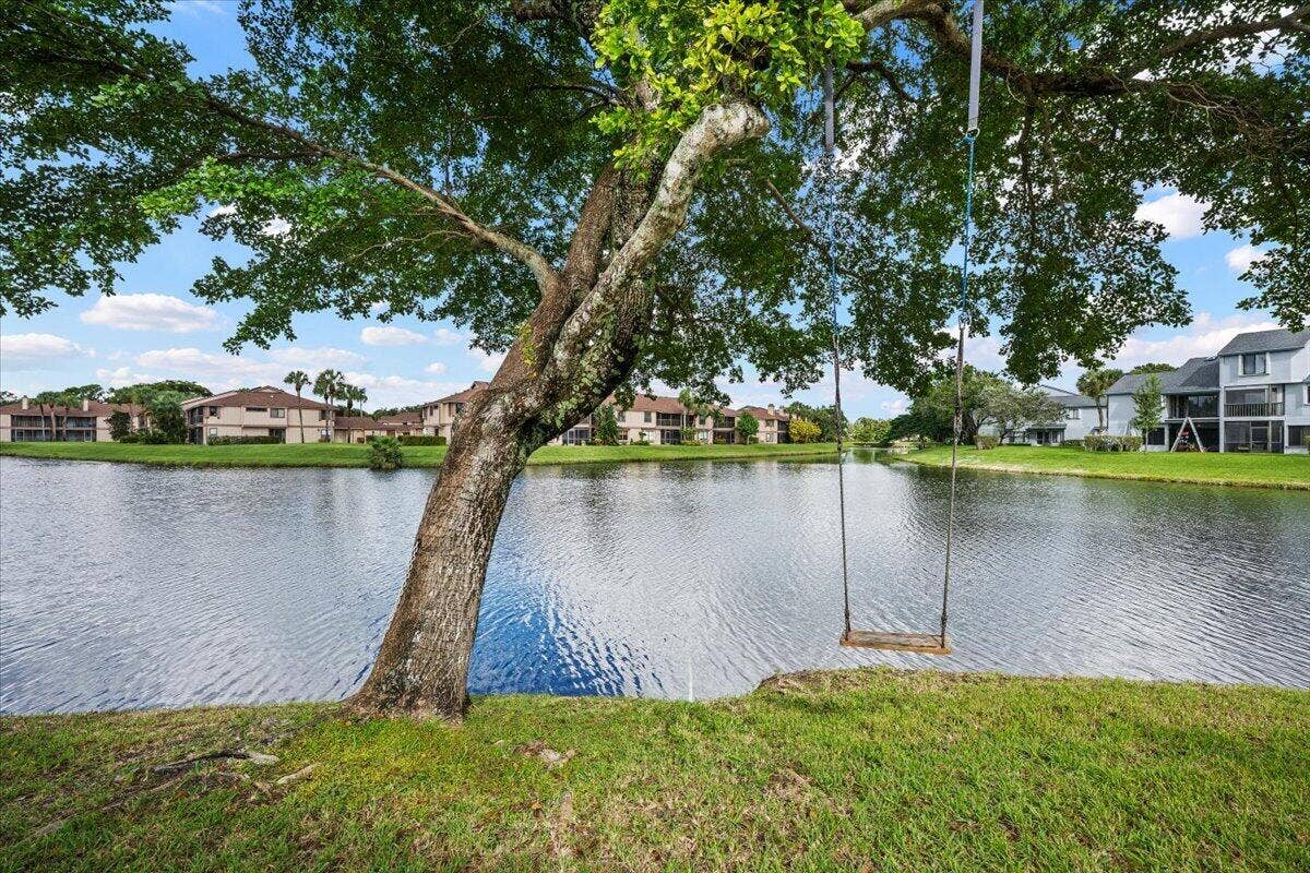 149 HARBOR LAKE Circle, Greenacres, FL 33413 LAKE VIEW