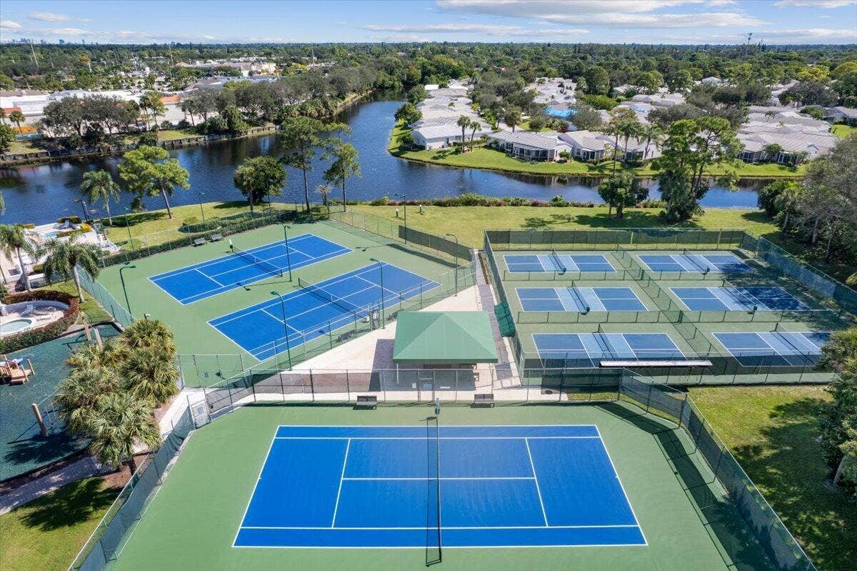 149 HARBOR LAKE Circle, Greenacres, FL 33413 51-DJI_0991
