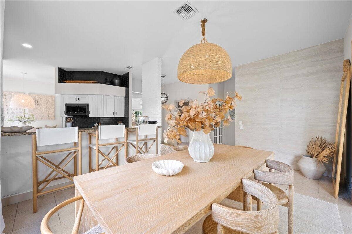 149 HARBOR LAKE Circle, Greenacres, FL 33413 FORMAL DINING AREA