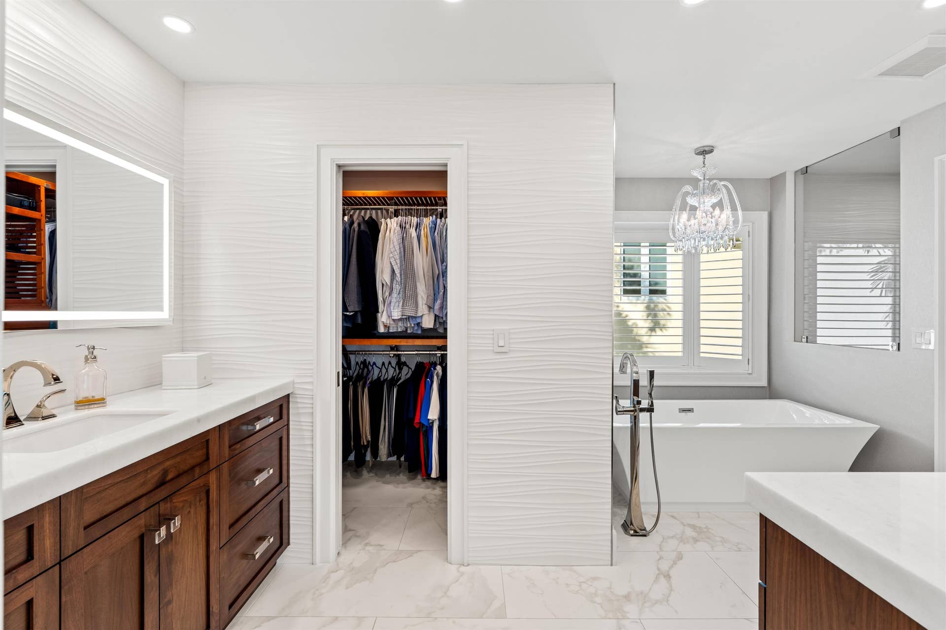 1480 SW 21st Lane, Boca Raton, FL 33486 PRIMARY_BATHROOM_STRAIGHT