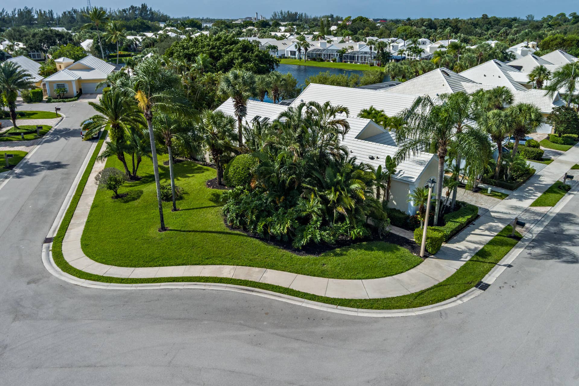 9106 Baybury Lane, West Palm Beach, FL 33411 low-33