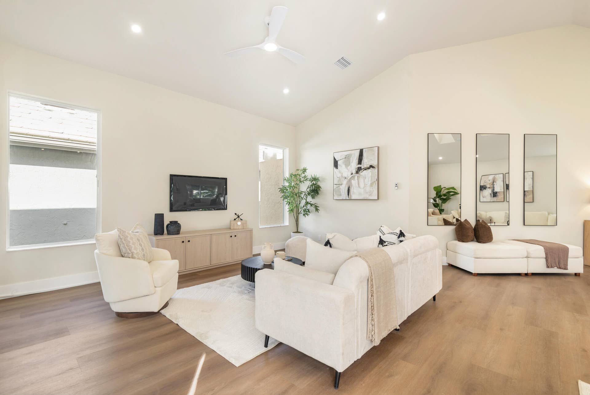 9106 Baybury Lane, West Palm Beach, FL 33411 low-9