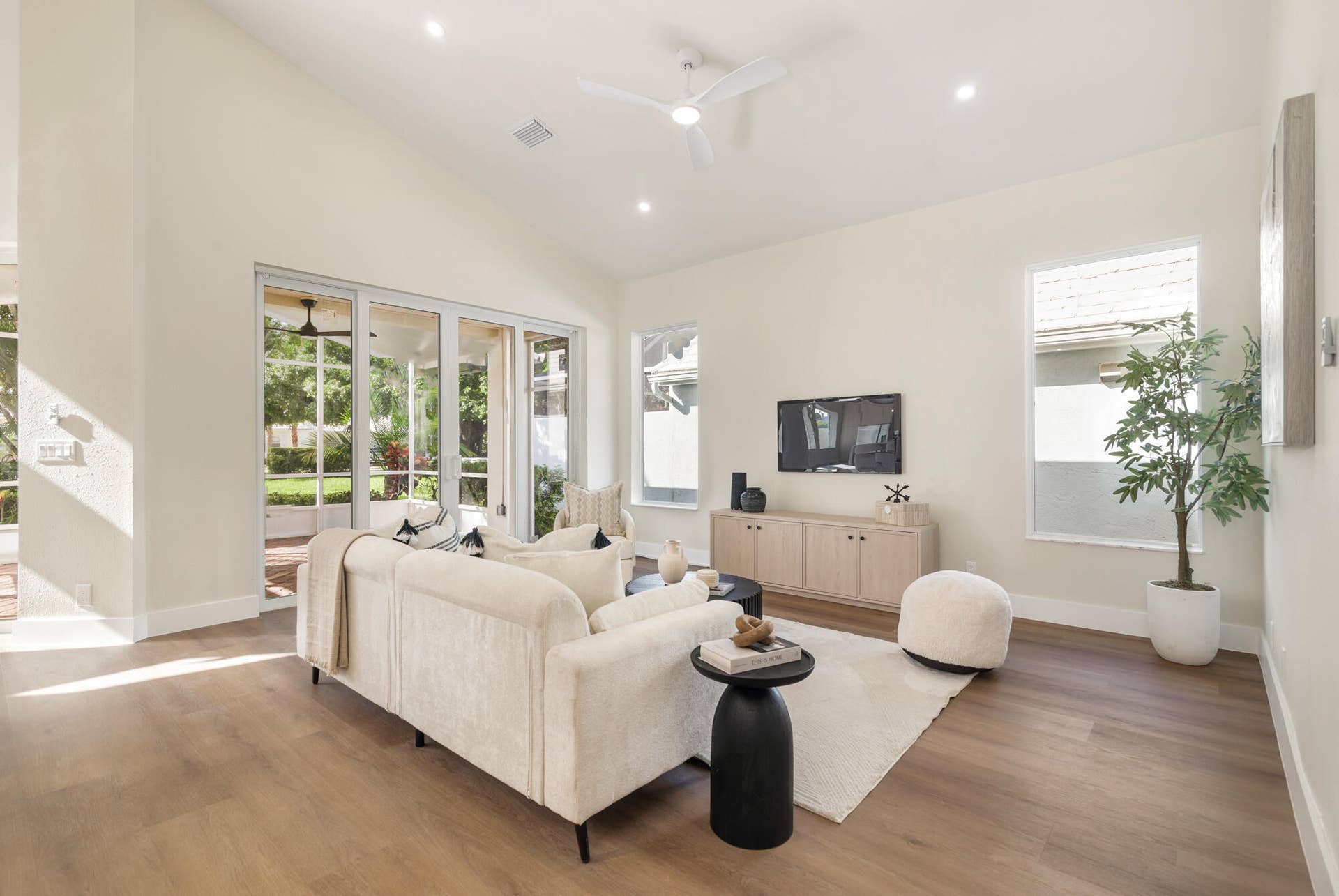 9106 Baybury Lane, West Palm Beach, FL 33411 low-8