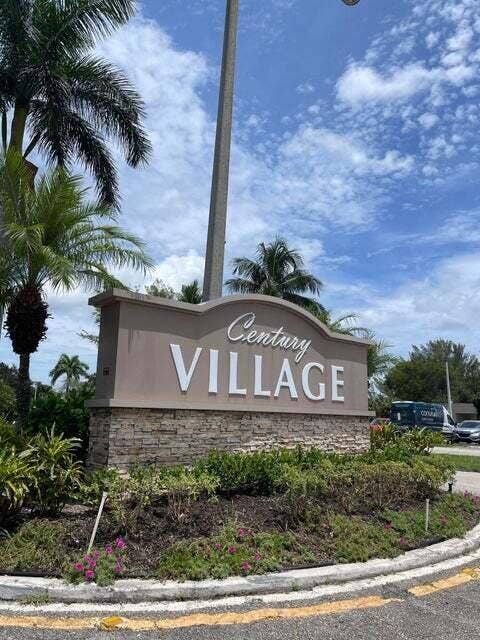 46 Camden B, West Palm Beach, FL 33417 24