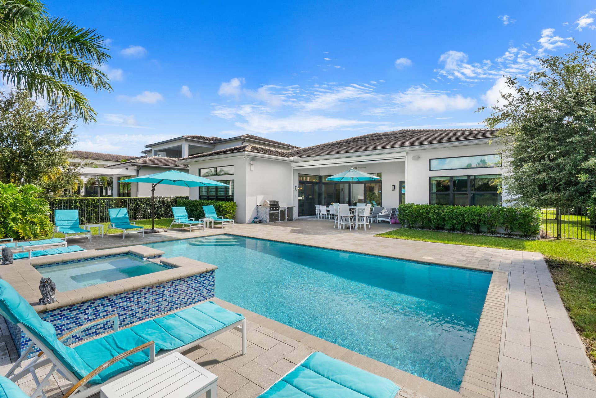9643 Chianti Classico Terrace, Boca Raton, FL 33496 Pool & Spa