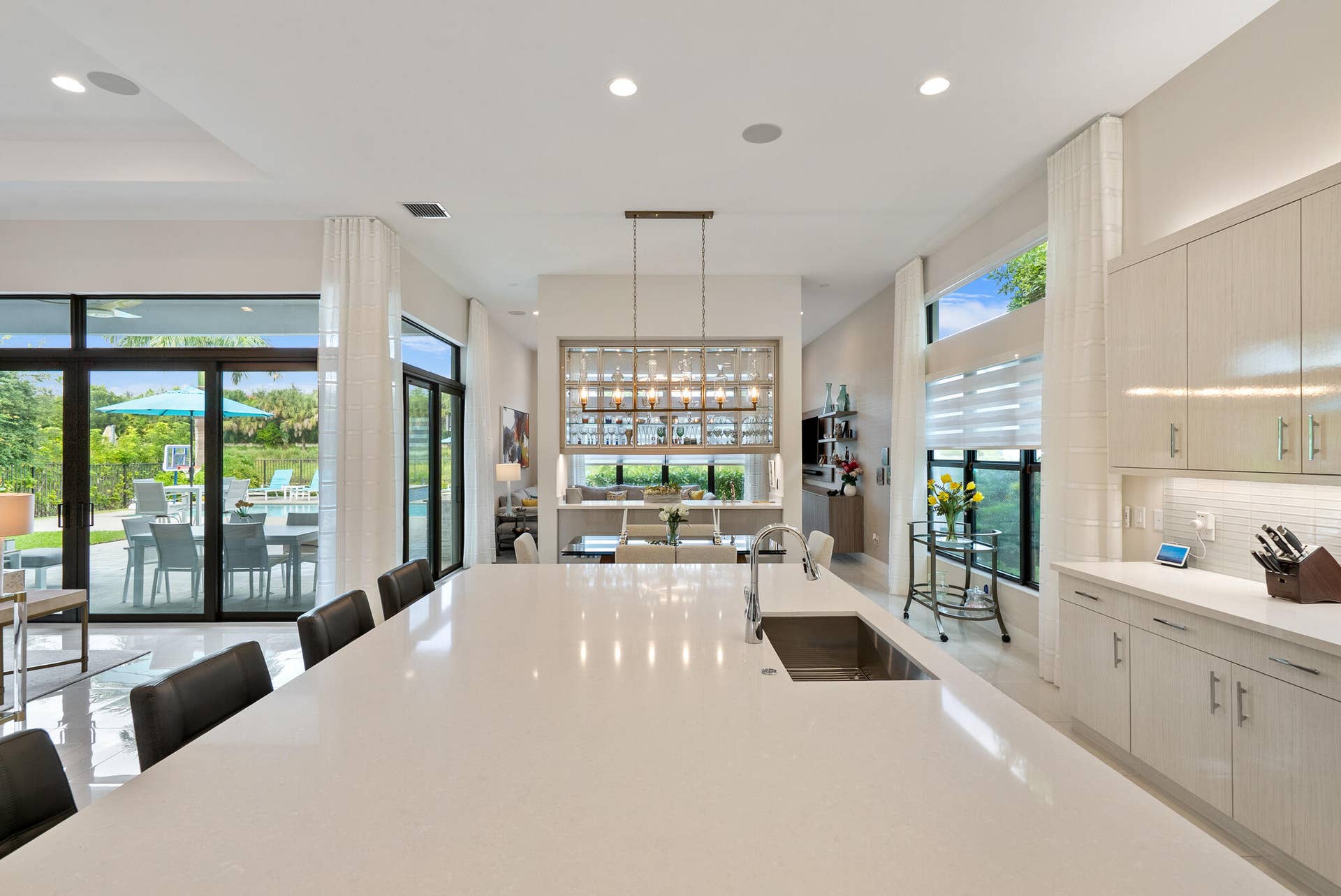 9643 Chianti Classico Terrace, Boca Raton, FL 33496 Elegant Gourmet Kitchen