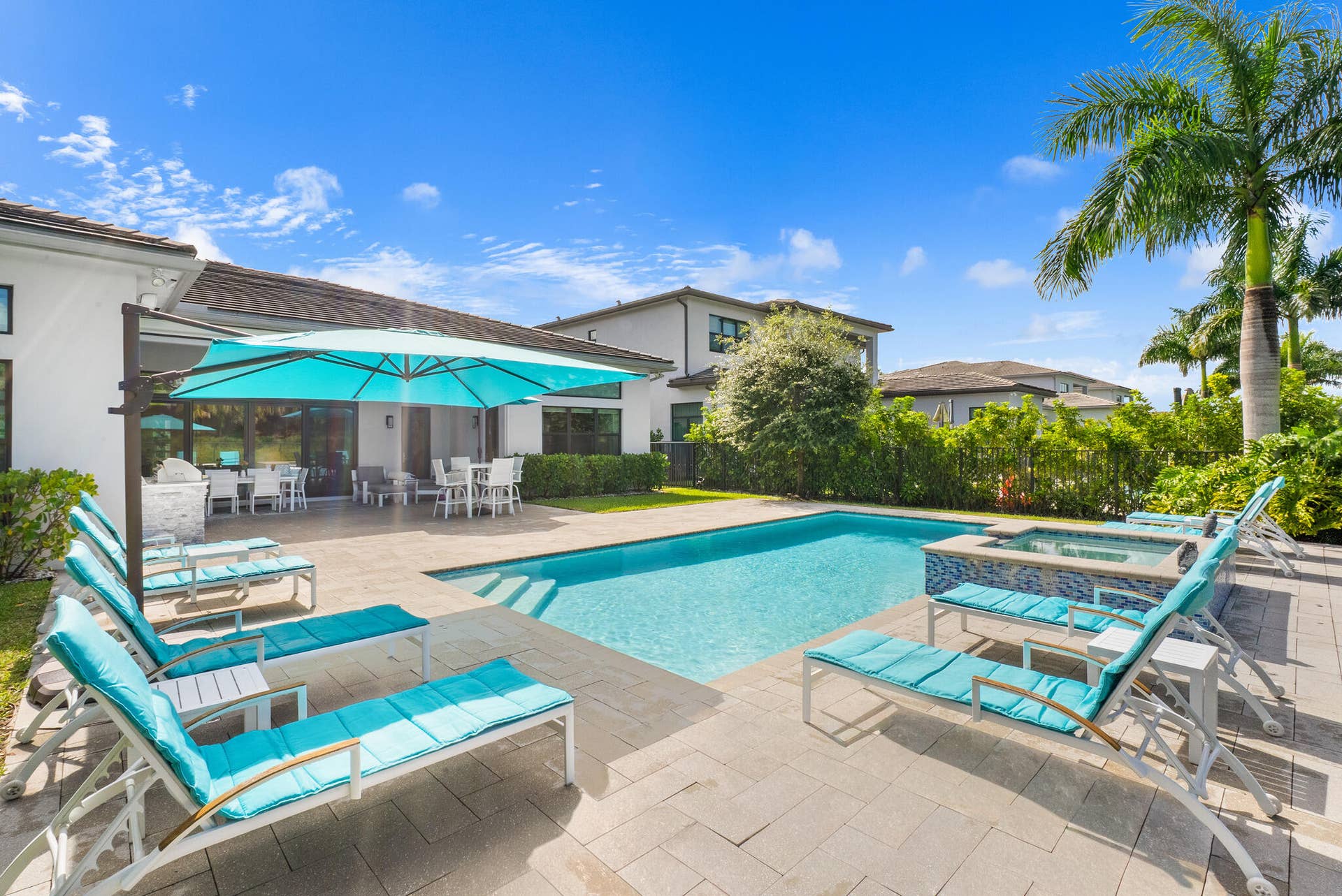 9643 Chianti Classico Terrace, Boca Raton, FL 33496 Pool & Spa