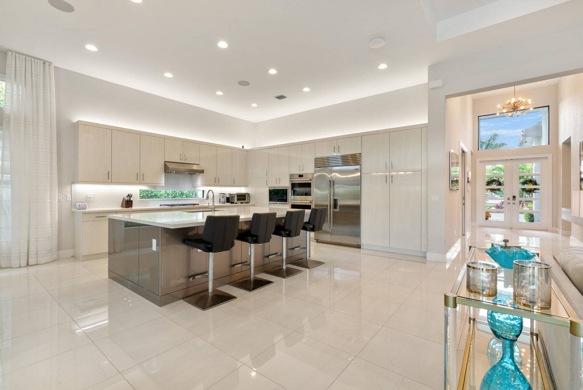 9643 Chianti Classico Terrace, Boca Raton, FL 33496 Elegant Gourmet Kitchen