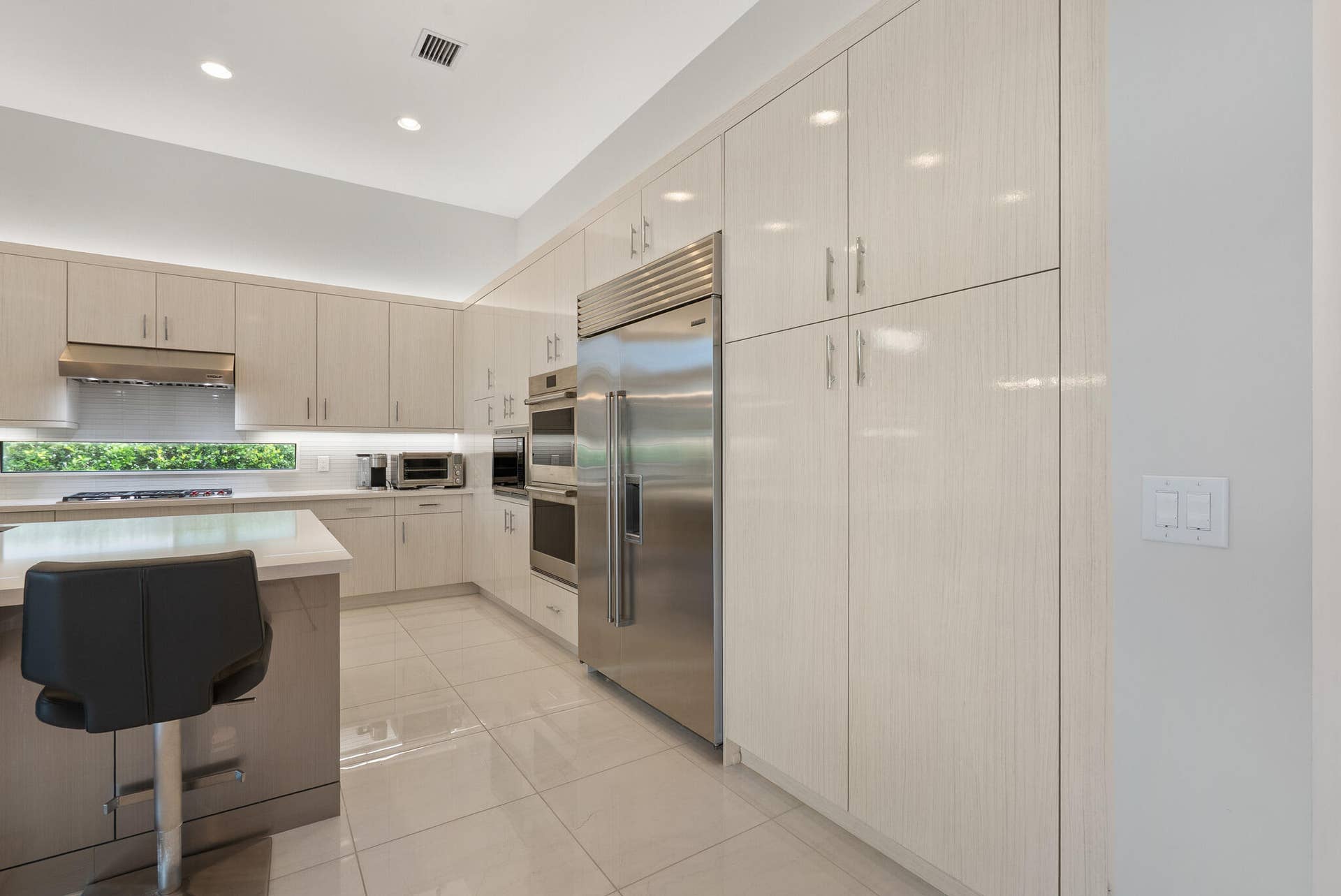 9643 Chianti Classico Terrace, Boca Raton, FL 33496 Elegant Gourmet Kitchen