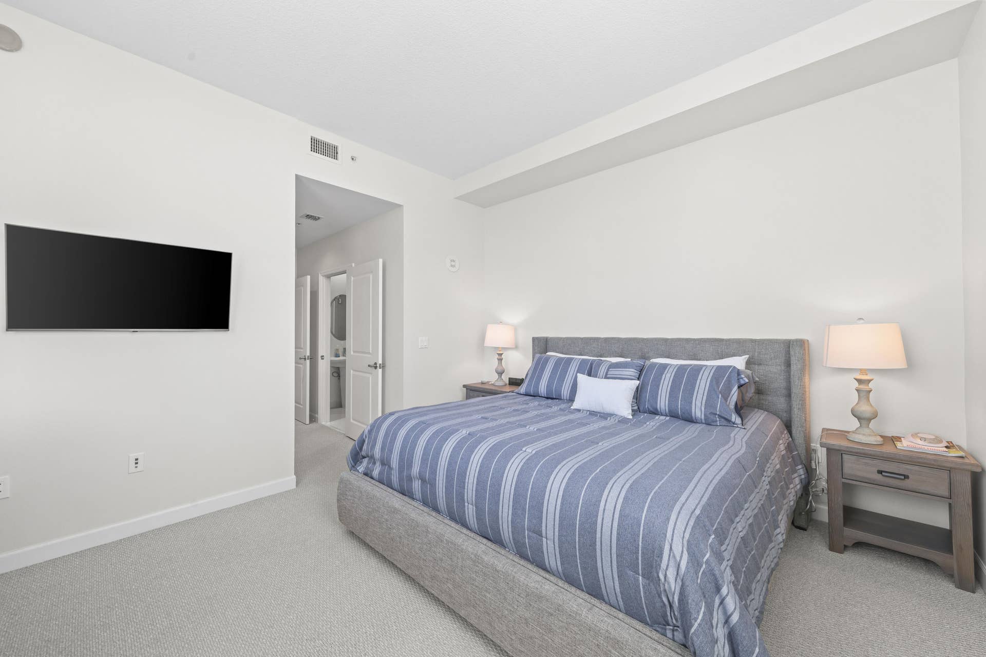 480 HIBISCUS Street, #523, West Palm Beach, FL 33401 IMG_6251