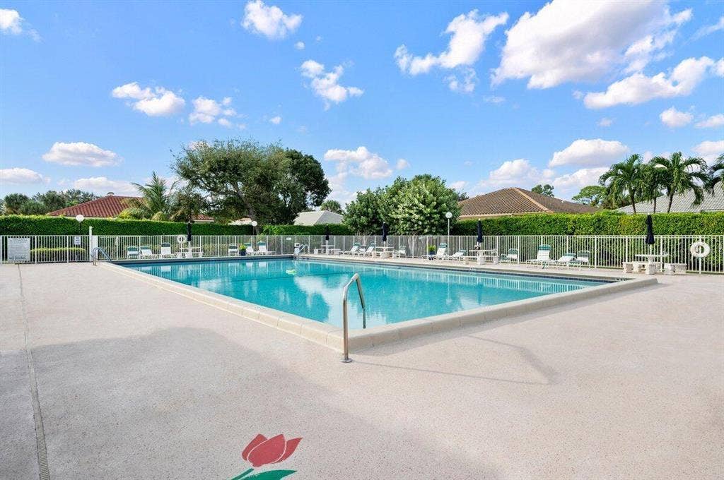 Pool 2
