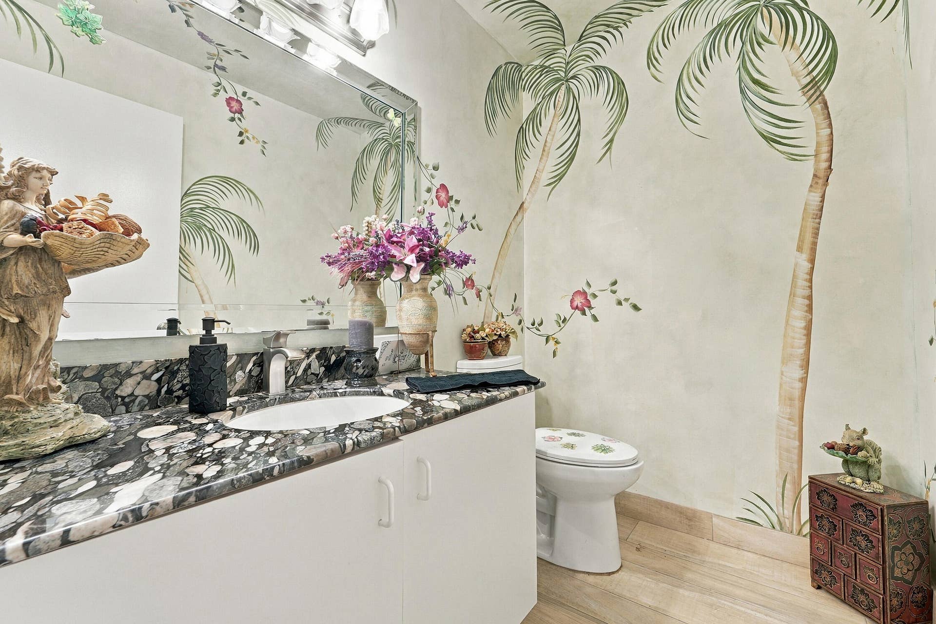 Guest half bath