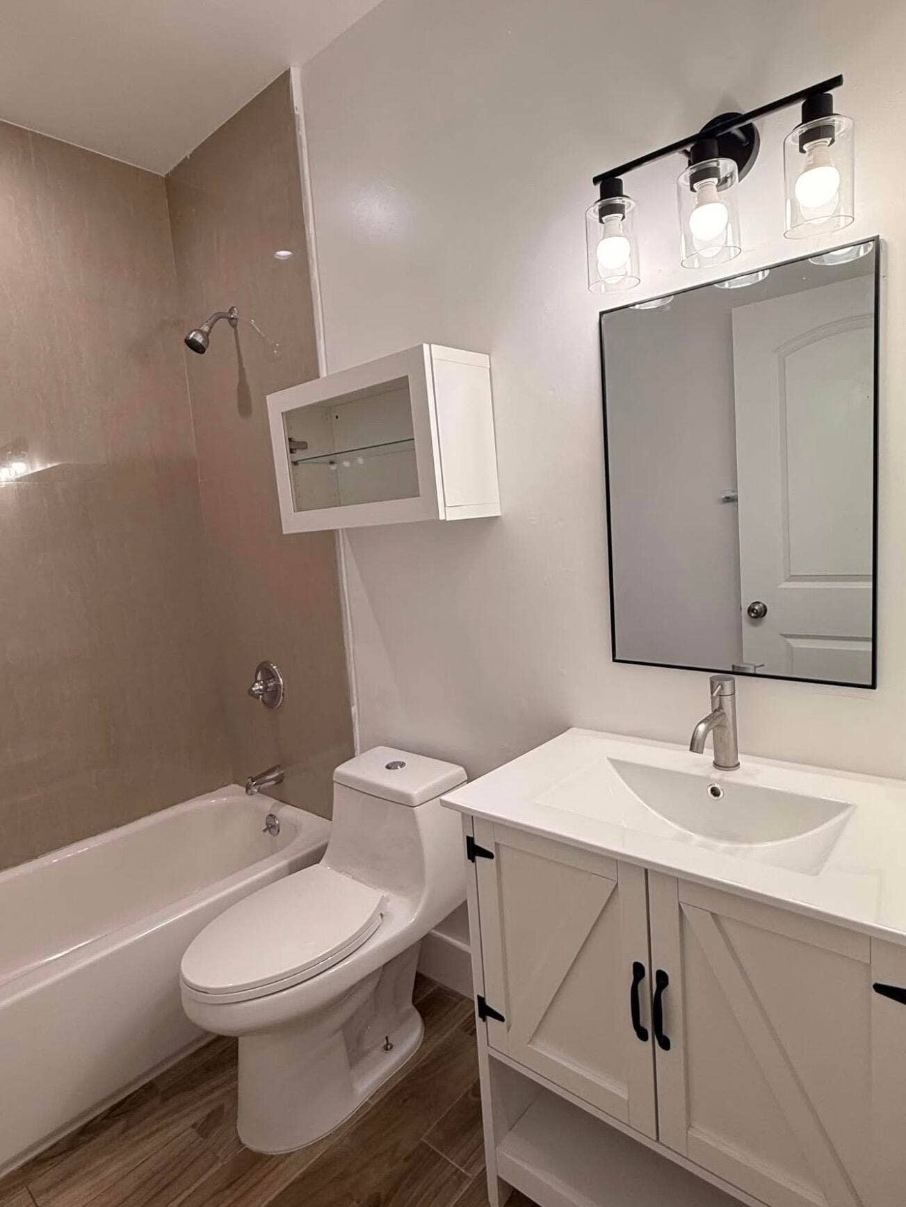 2151 NW 29th Terrace, Fort Lauderdale, FL 33311 IMG_7455