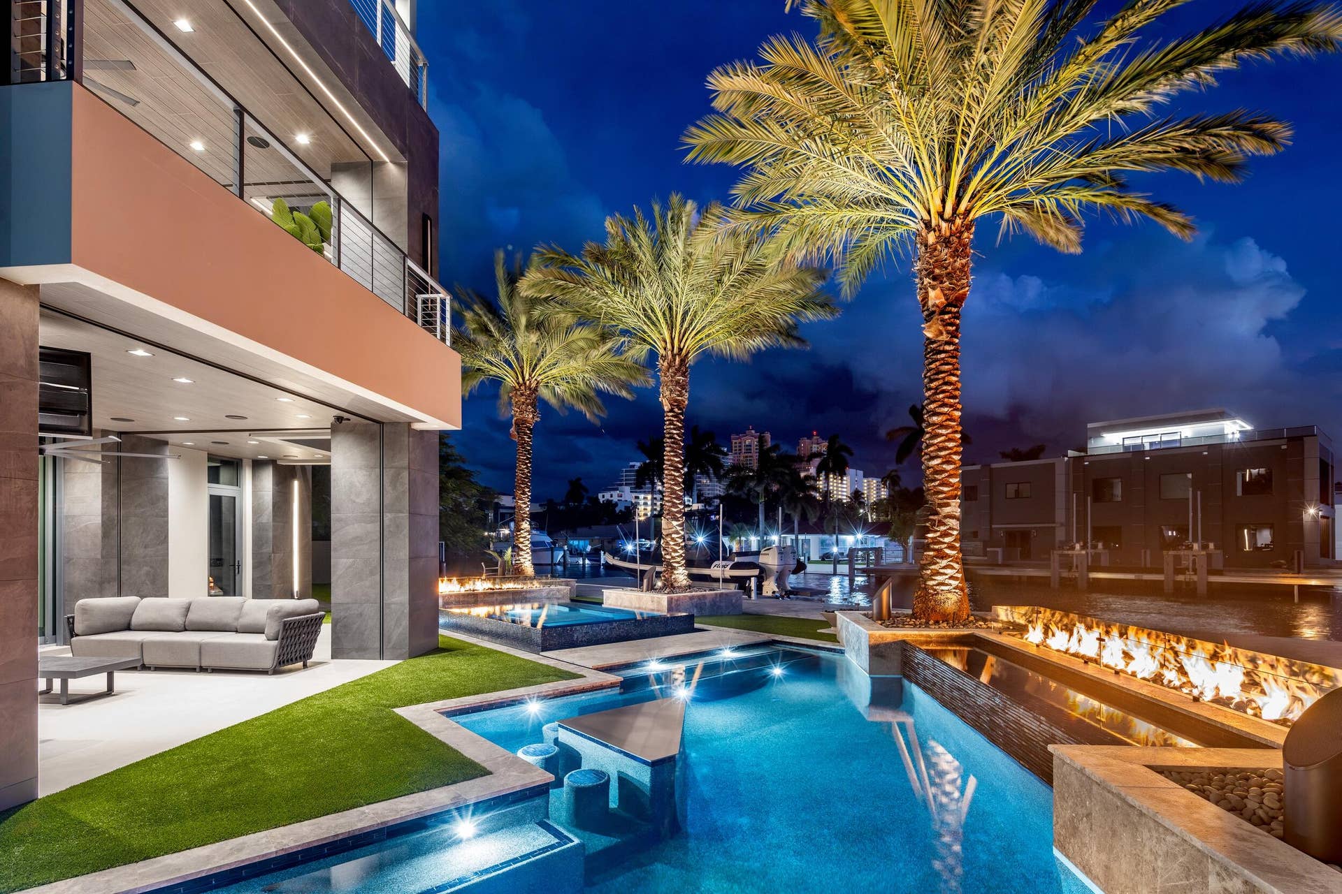 3024 NE 26TH Street, Fort Lauderdale, FL 33305 Twilight 1