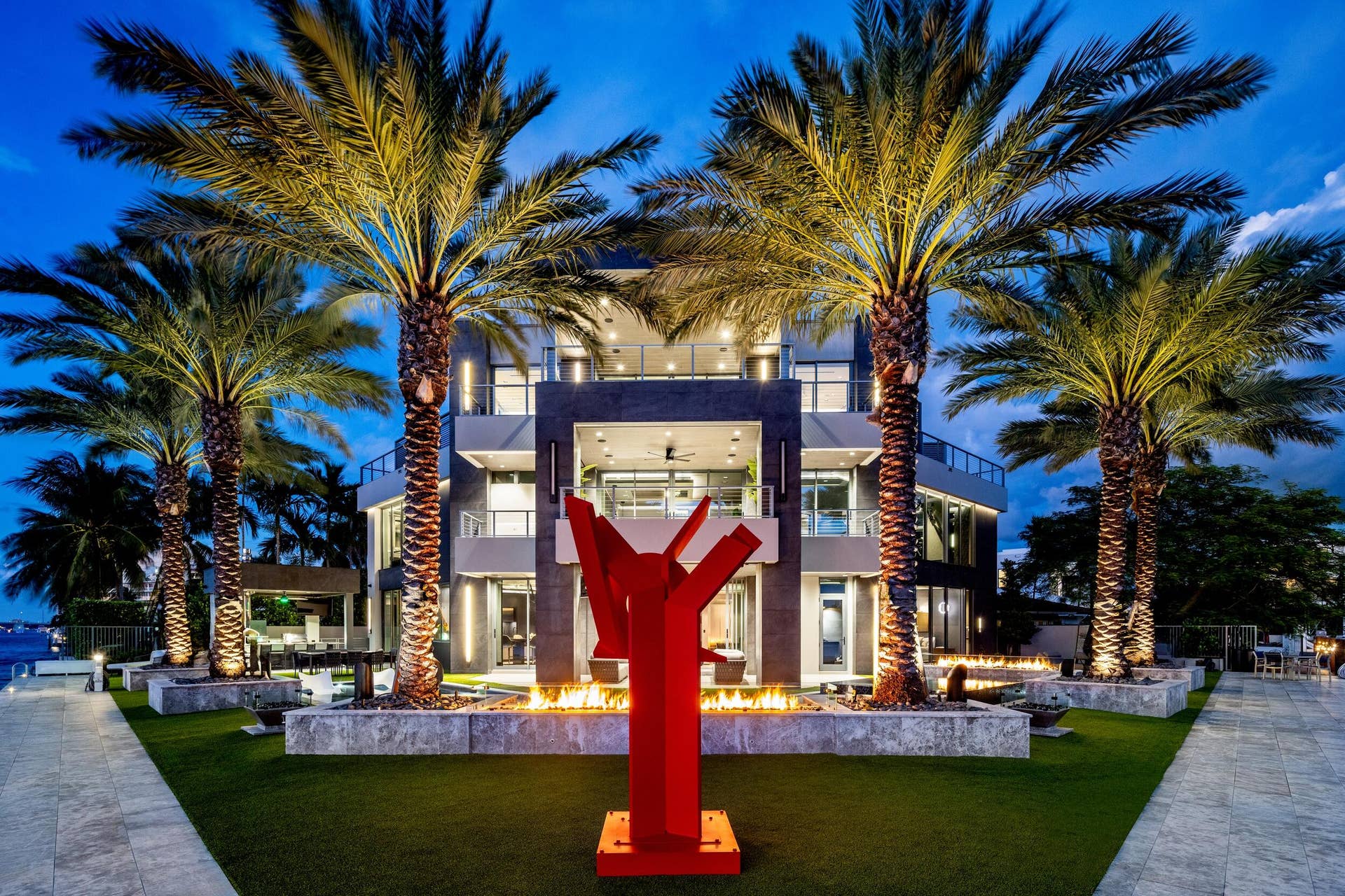 3024 NE 26TH Street, Fort Lauderdale, FL 33305 Twilight 5