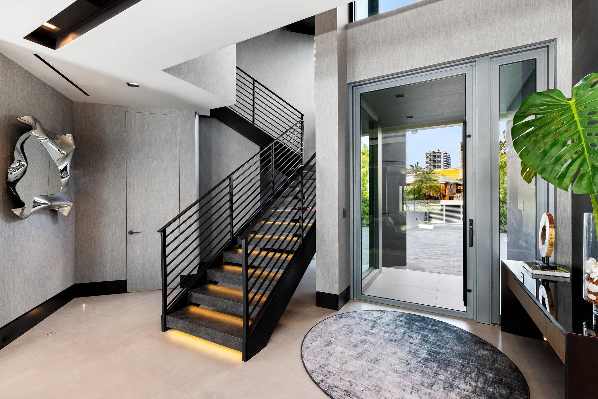 3024 NE 26TH Street, Fort Lauderdale, FL 33305 Foyer 1