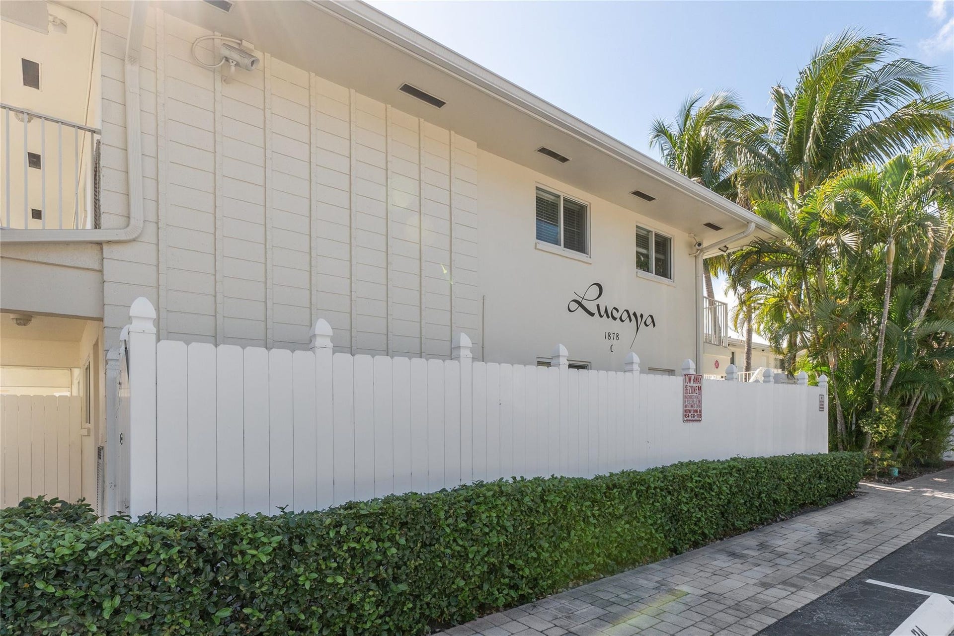 1878 NE 46TH Street, #C1, Fort Lauderdale, Fort Lauderdale, FL 33308 Lucaya outside of C 1