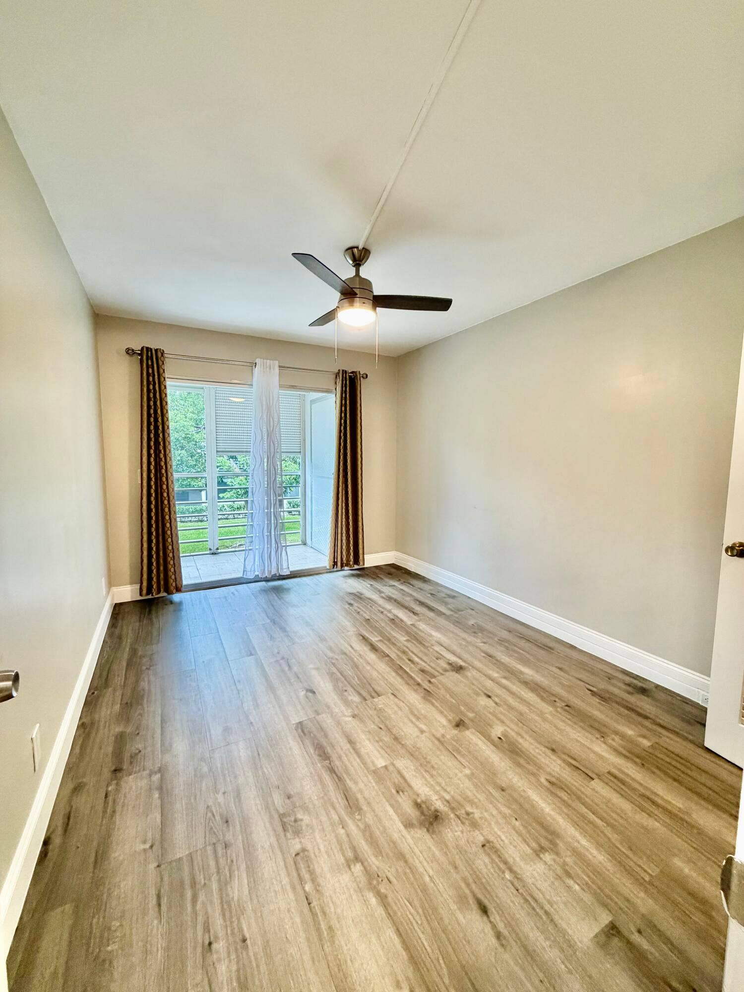153 Dorset D, Boca Raton, FL 33434 IMG_3037