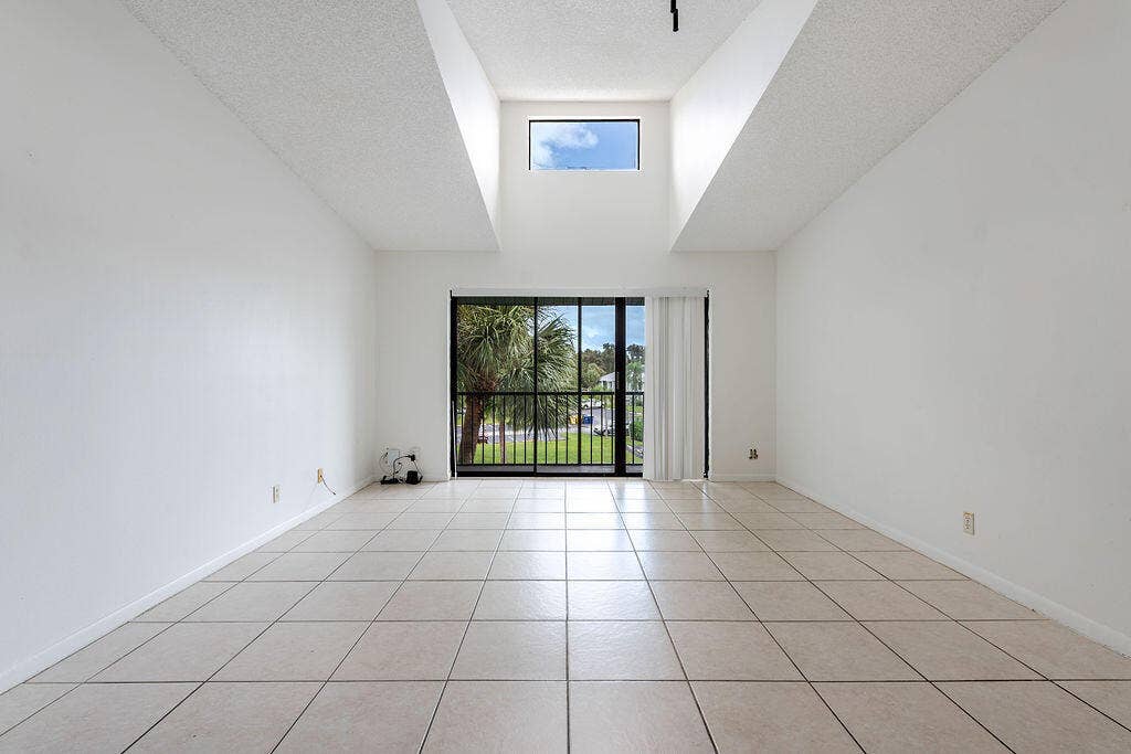 3612 Alder Drive, #B3, West Palm Beach, FL 33417 Undetermined