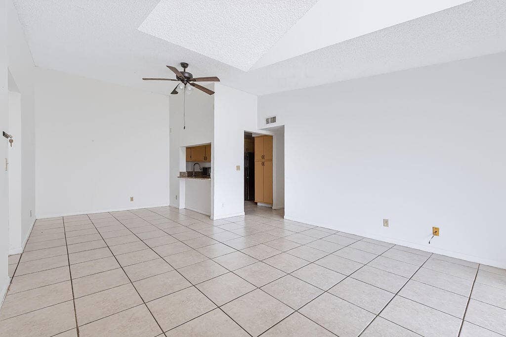 3612 Alder Drive, #B3, West Palm Beach, FL 33417 Undetermined