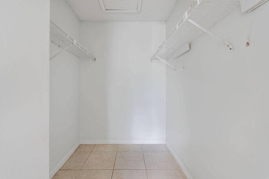 3612 Alder Drive, #B3, West Palm Beach, FL 33417 Walk In Closet