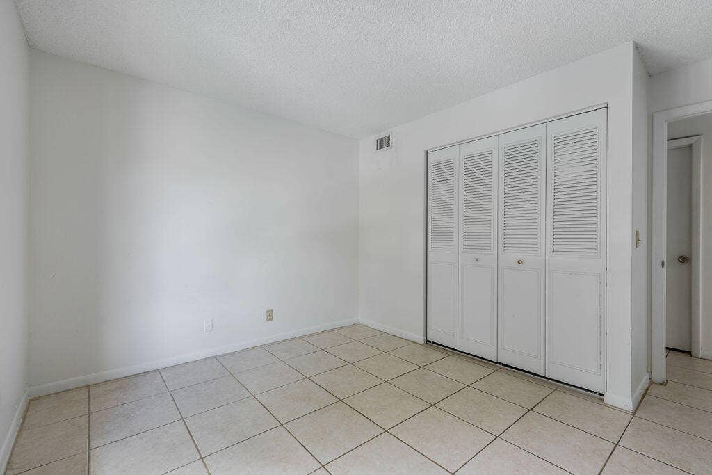 3612 Alder Drive, #B3, West Palm Beach, FL 33417 Bedroom