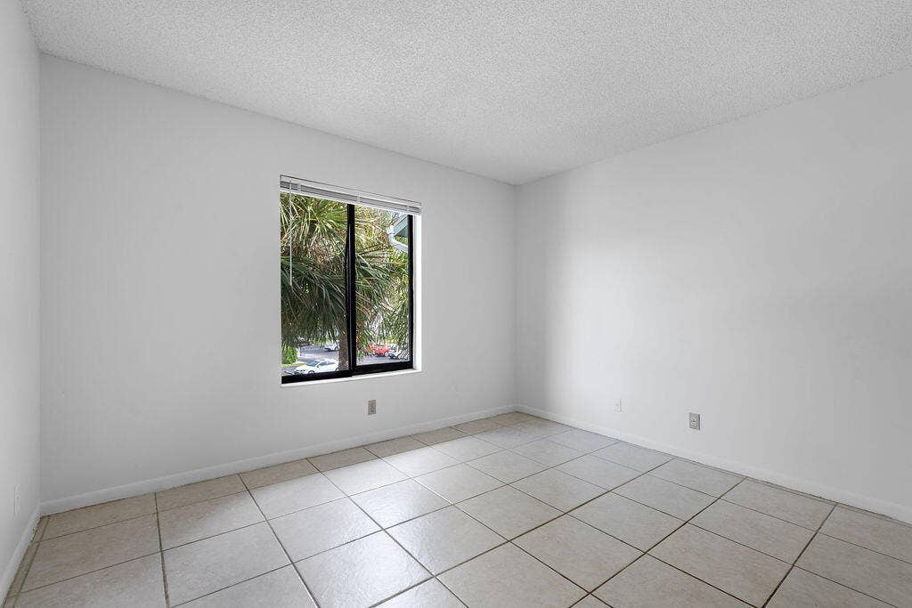 3612 Alder Drive, #B3, West Palm Beach, FL 33417 Undetermined