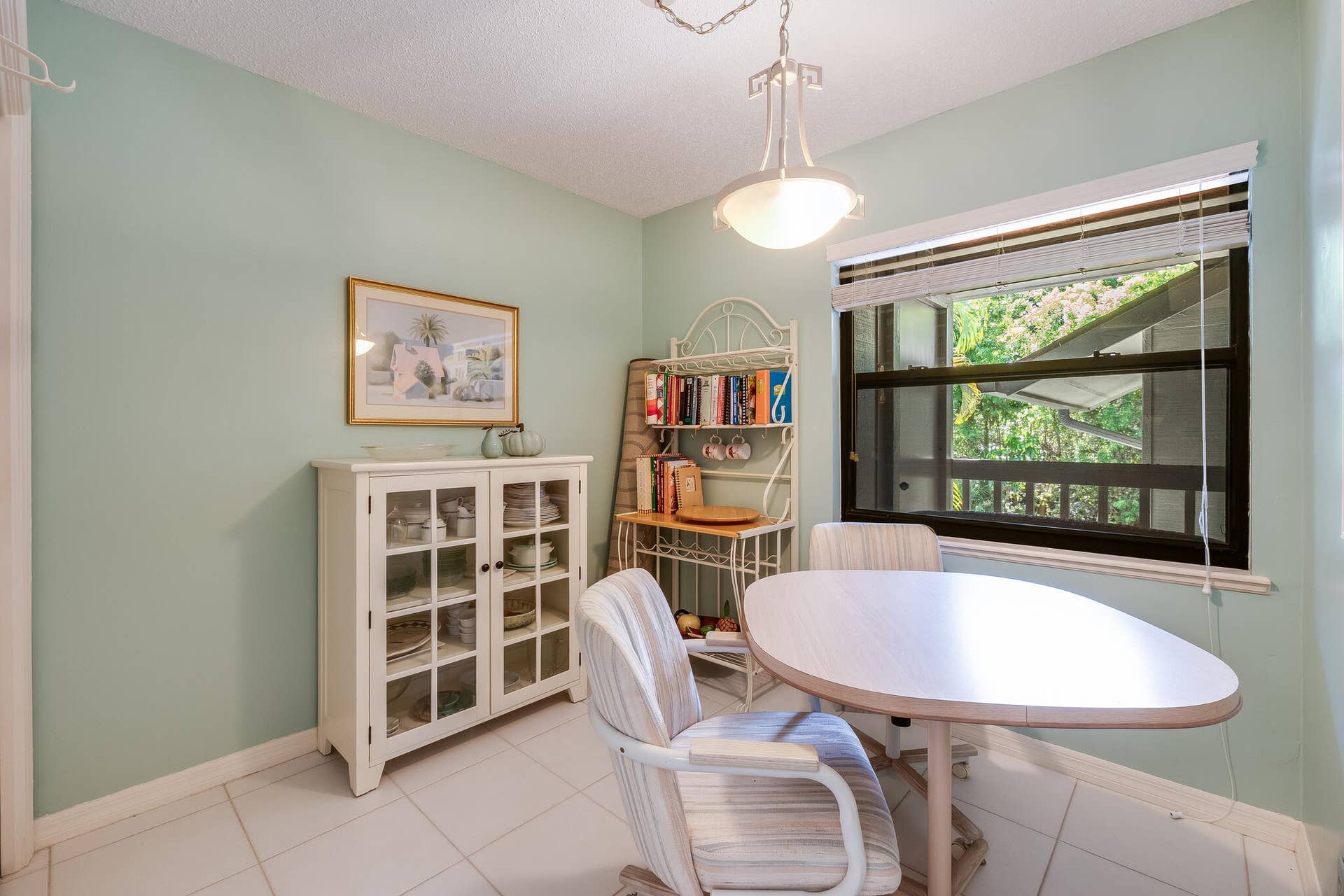 Breakfast Room