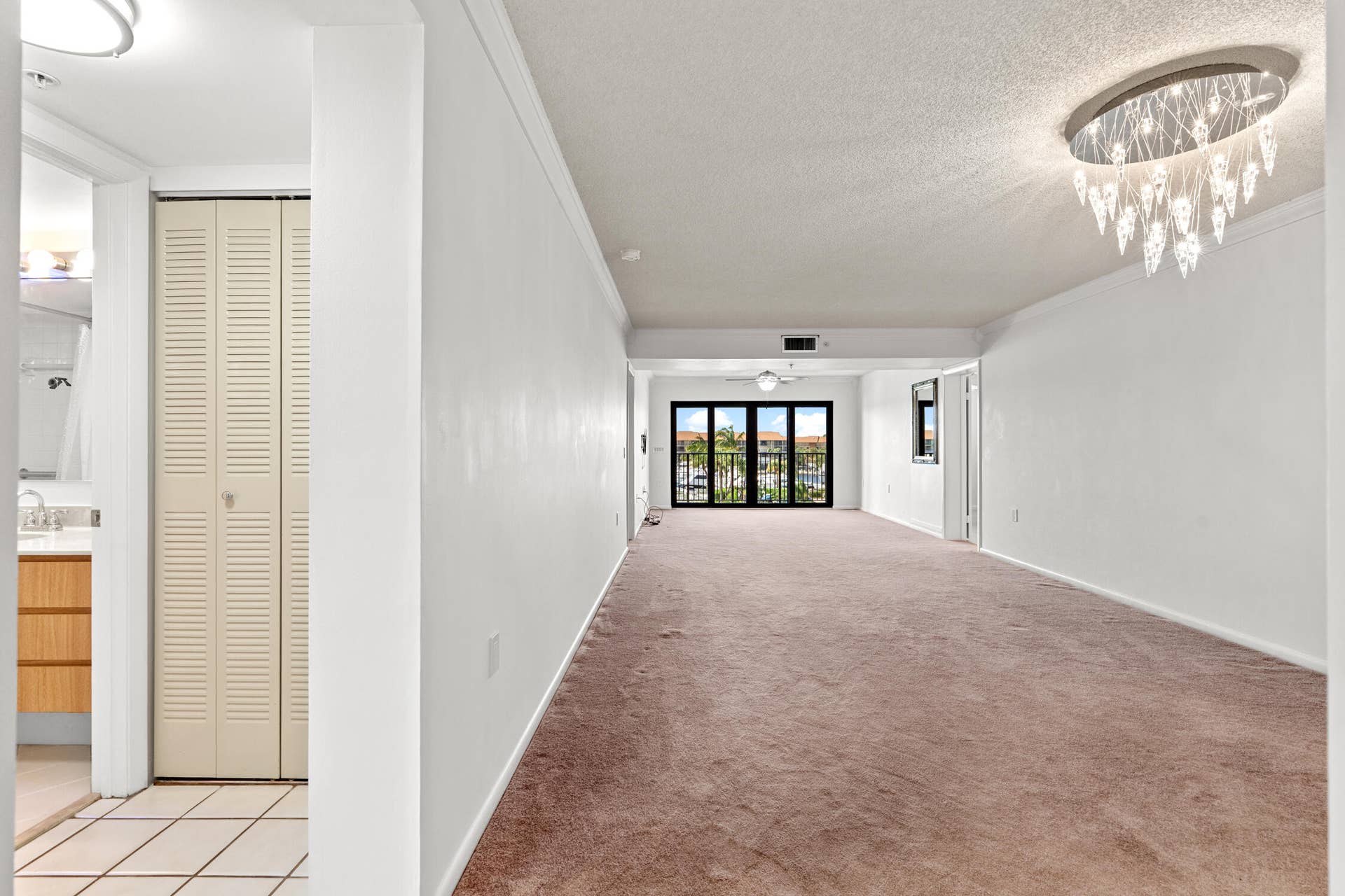 601 SEAFARER Circle, #405, Jupiter, FL 33477 DSC07224