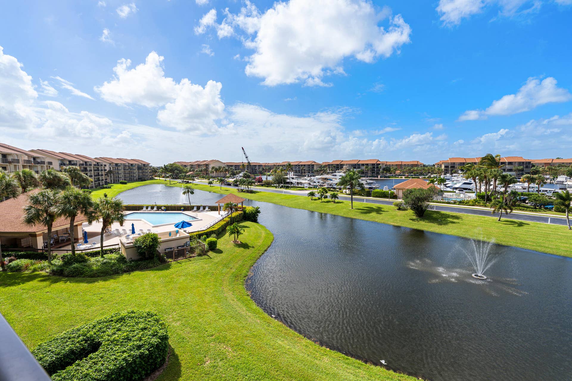 601 SEAFARER Circle, #405, Jupiter, FL 33477 DSC07245