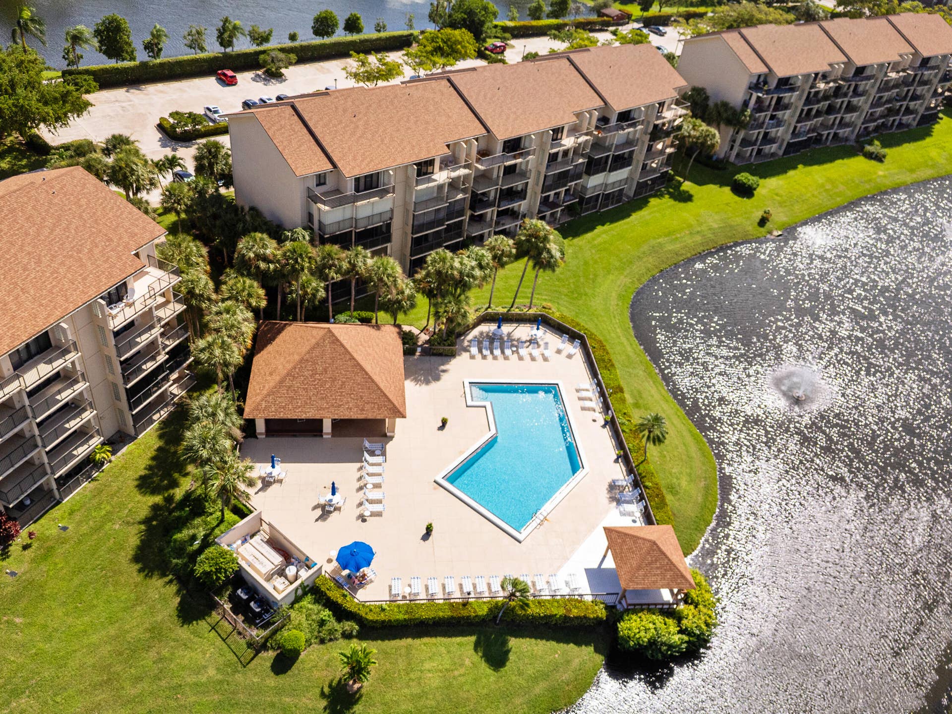 601 SEAFARER Circle, #405, Jupiter, FL 33477 DJI_0169