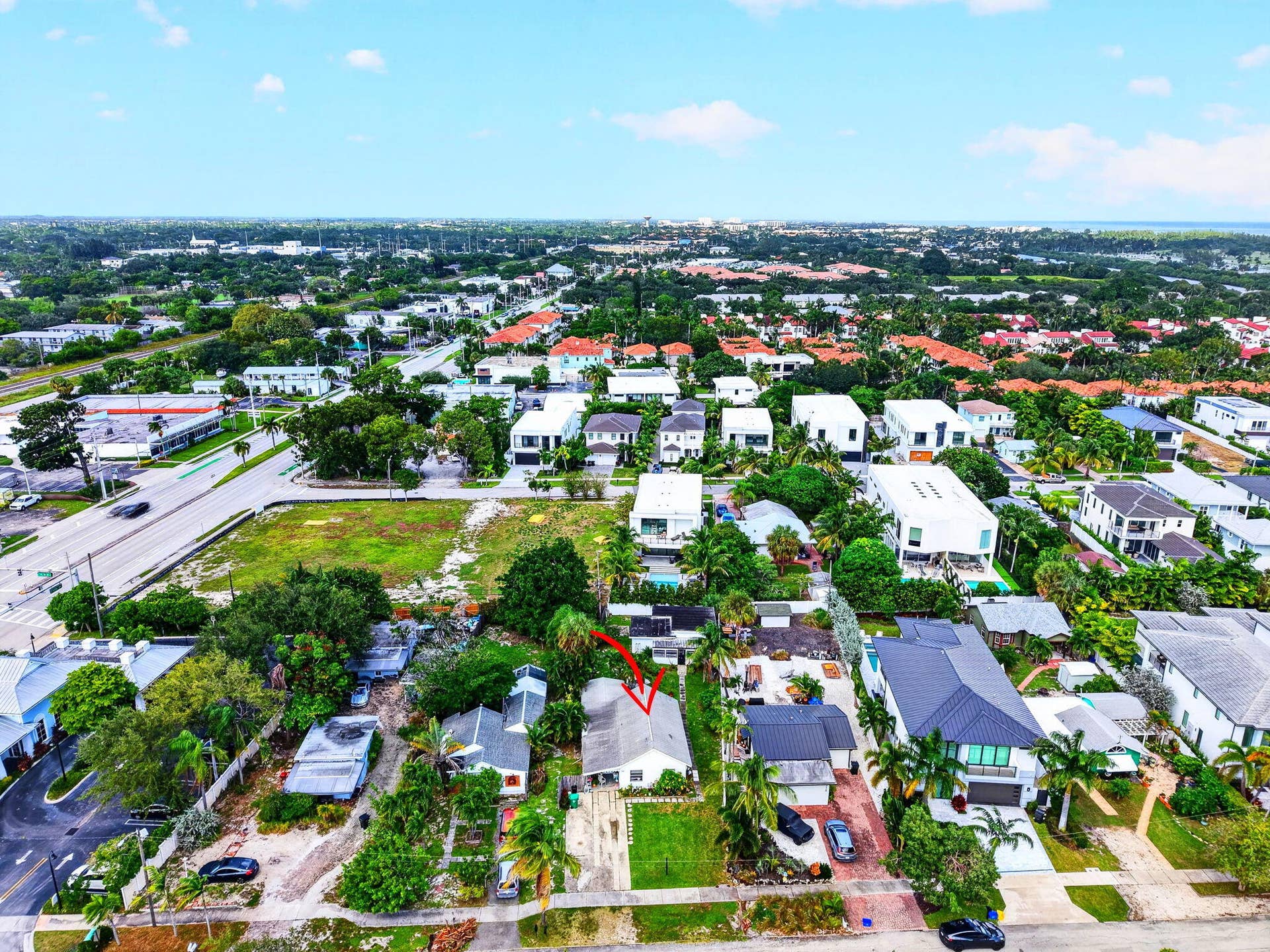 713 S LAKE Avenue, Delray Beach, FL 33483 3-web-or-mls-DJI_20261026144332_0518_D