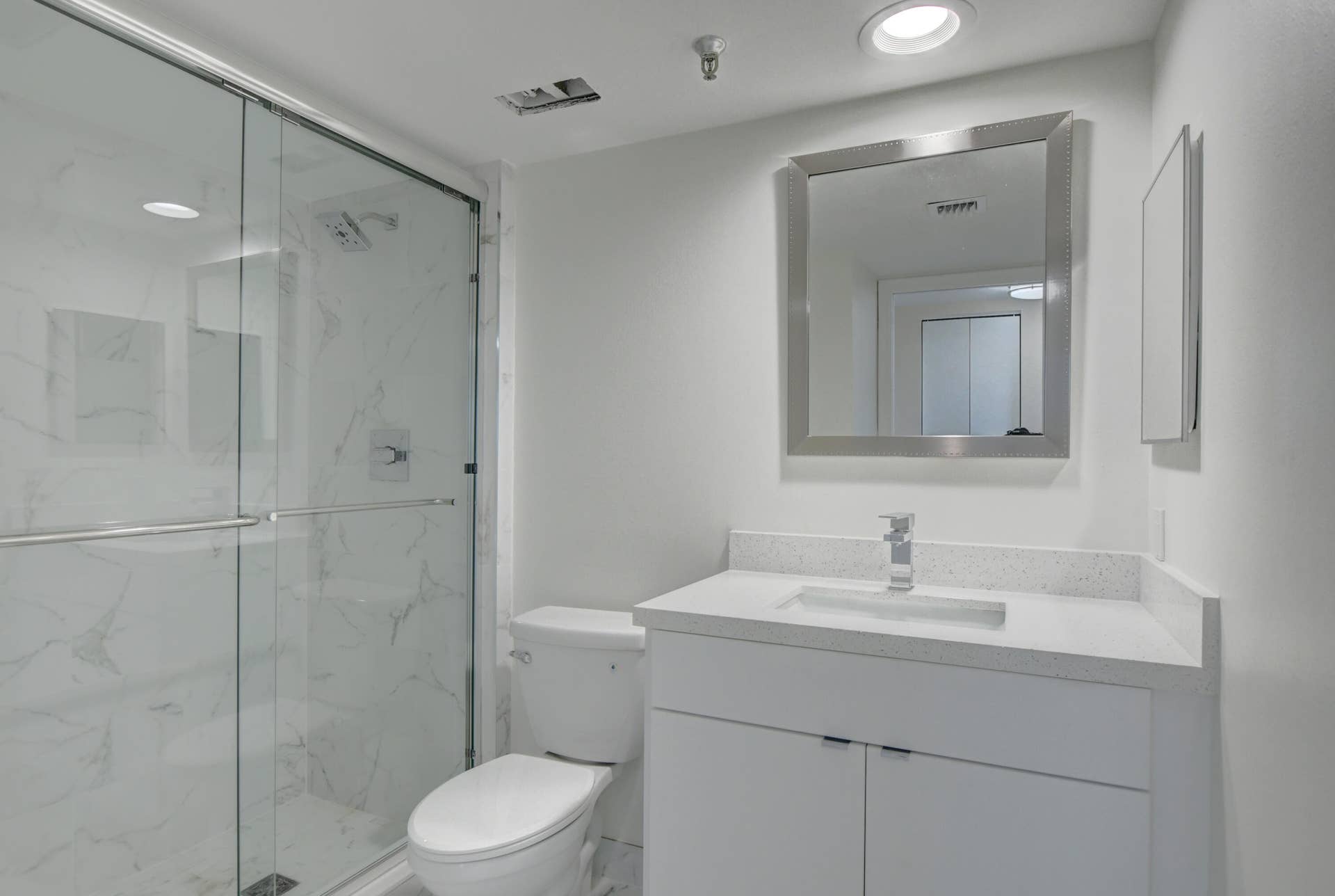 6797 WILLOW WOOD Drive, #6034, Boca Raton, FL 33434 Spare Bathroom