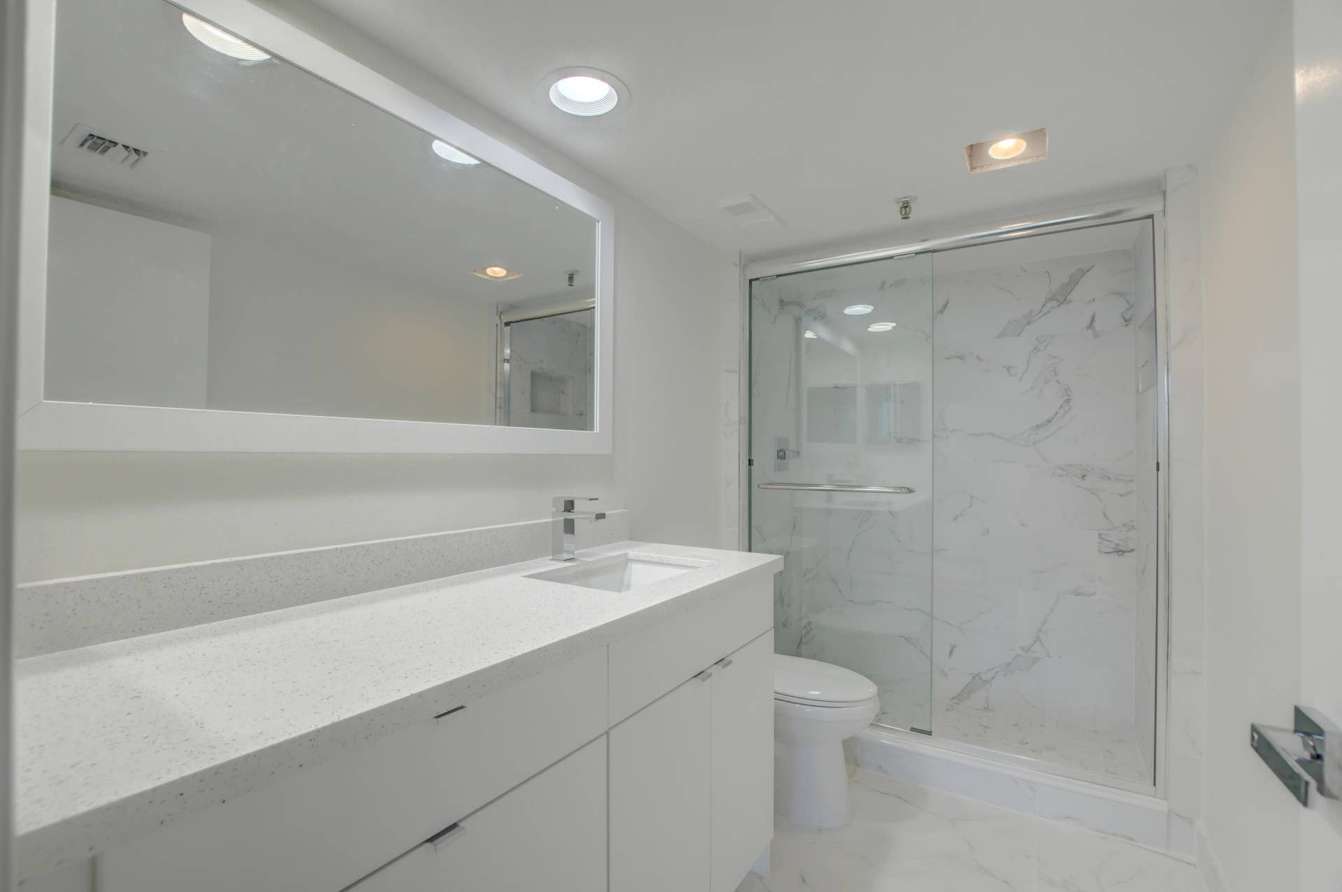 6797 WILLOW WOOD Drive, #6034, Boca Raton, FL 33434 Master Bathroom