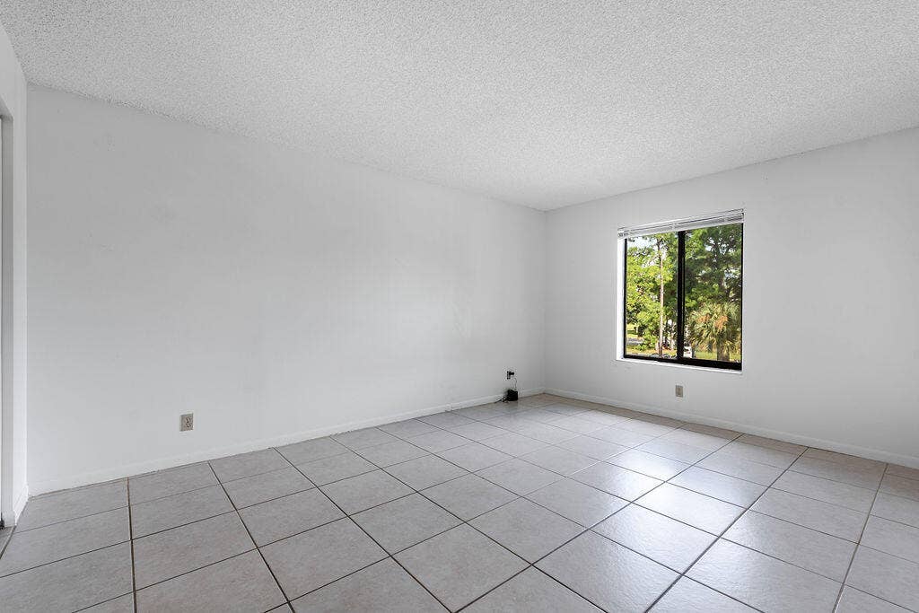 3612 Alder Drive, #B3, West Palm Beach, FL 33417 Undetermined