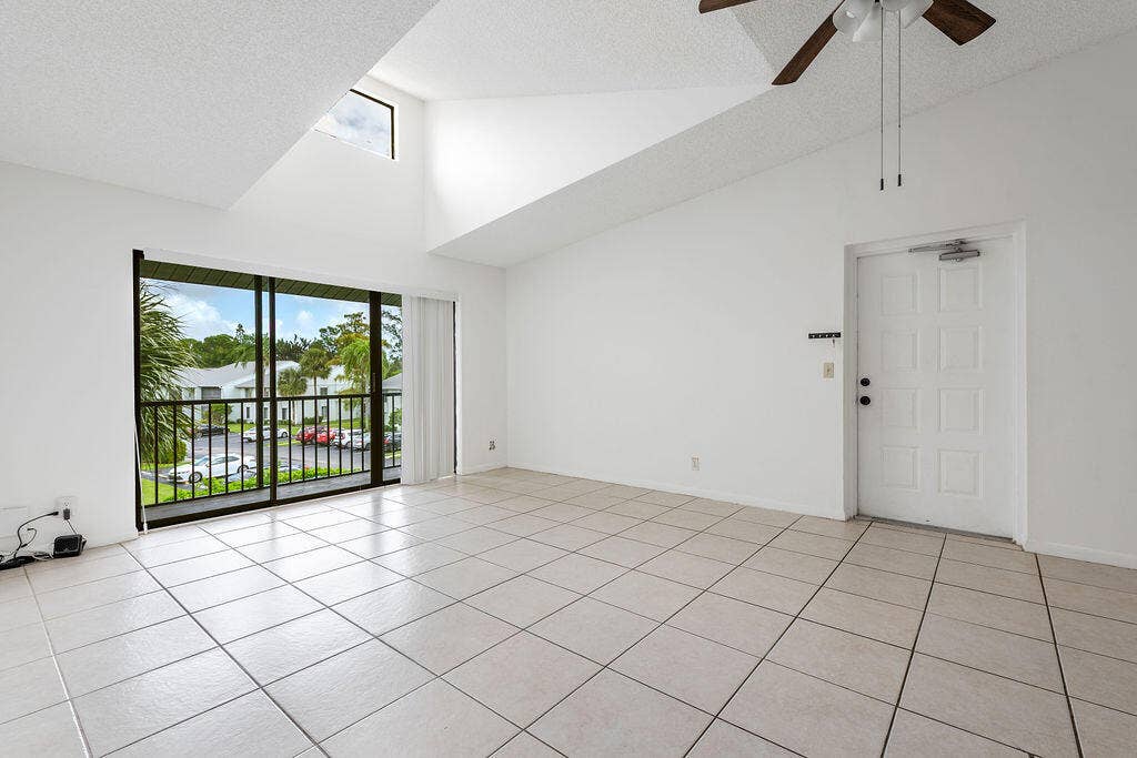 3612 Alder Drive, #B3, West Palm Beach, FL 33417 Undetermined