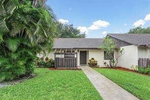 Property photo for 101 Vía De Casas Norte, Boynton Beach, FL
