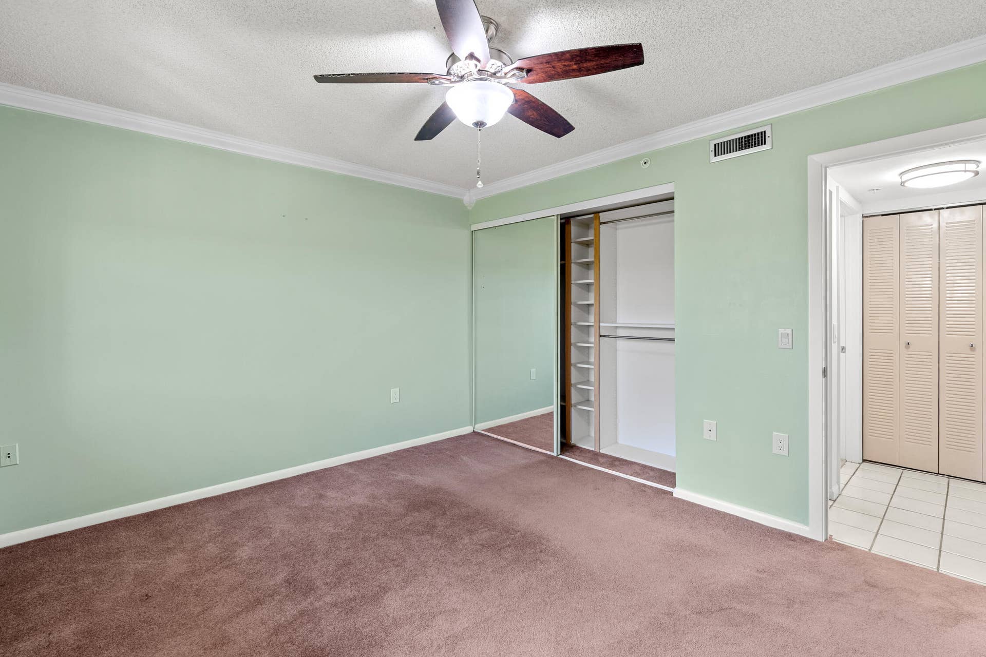 601 SEAFARER Circle, #405, Jupiter, FL 33477 DSC07173