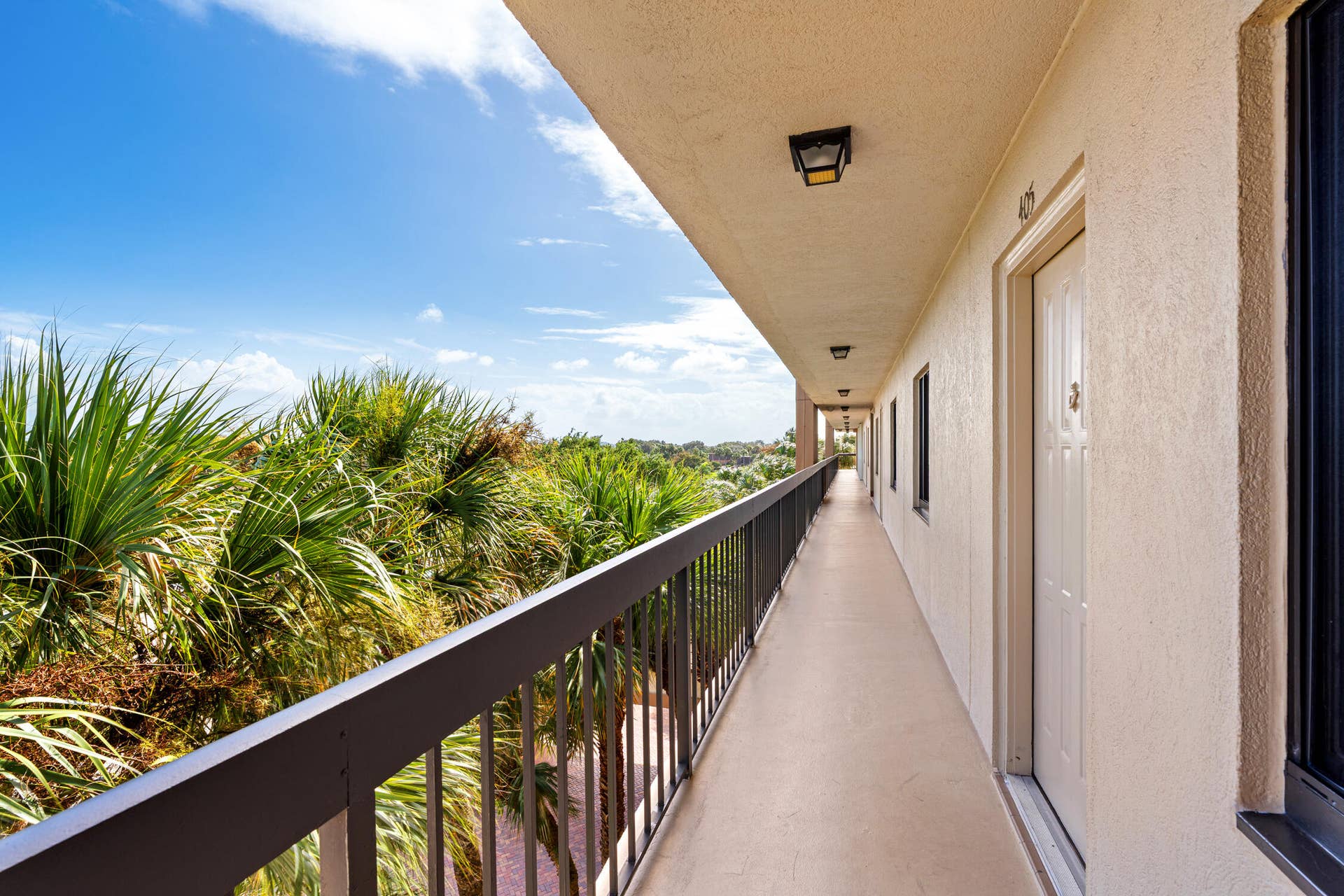 601 SEAFARER Circle, #405, Jupiter, FL 33477 DSC07149