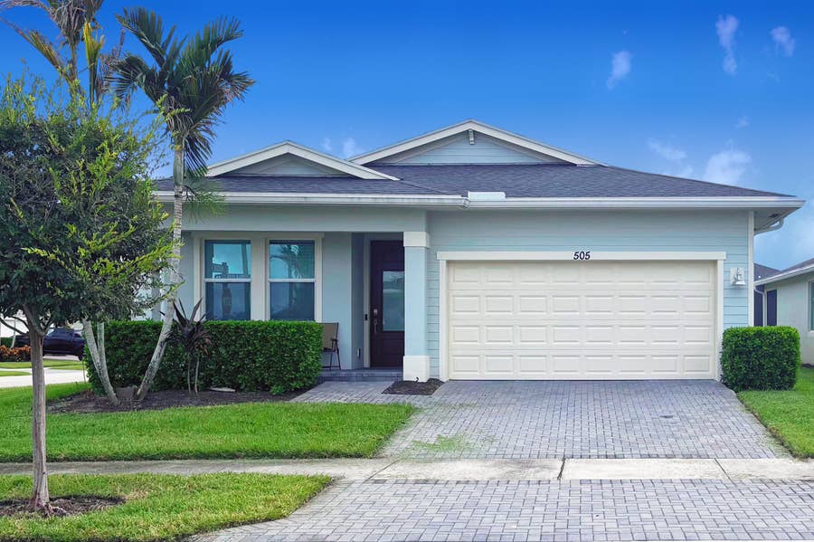 Property photo for 505 SE PLUMERIA Drive, Port St Lucie, FL