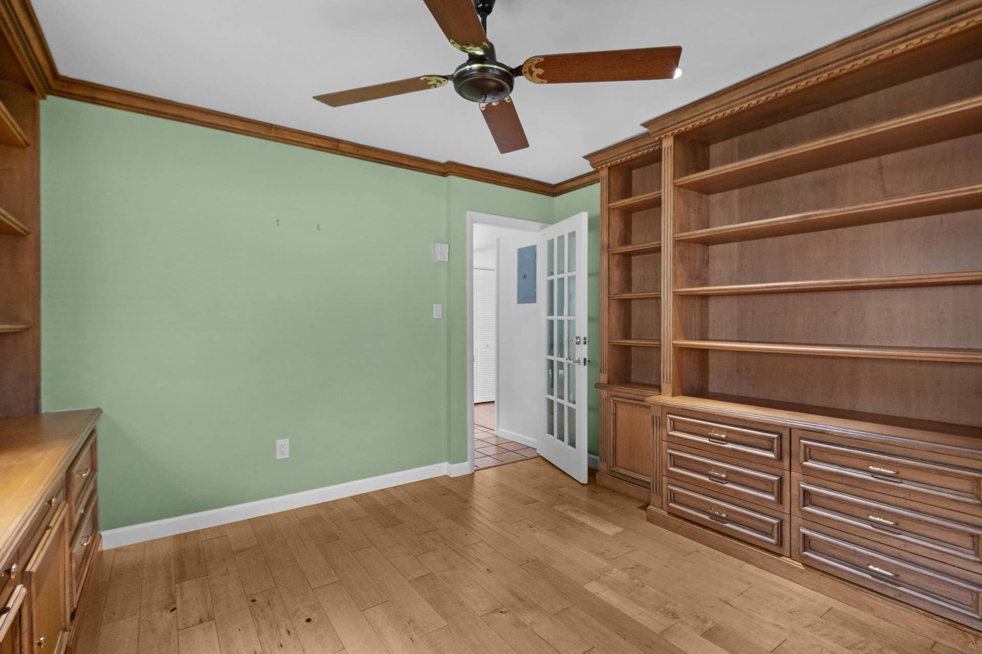 2110 NE 55TH Street, Fort Lauderdale, FL 33308 25_accutour_01 2110-ne-55th-st -024