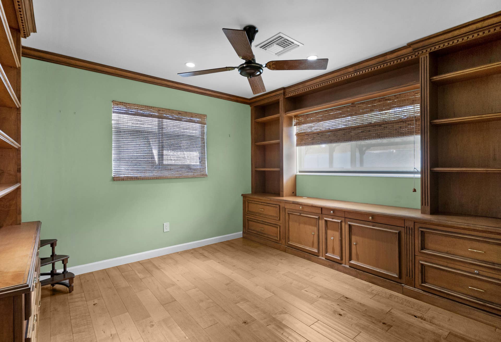 2110 NE 55TH Street, Fort Lauderdale, FL 33308 23_accutour_01 2110-ne-55th-st -022