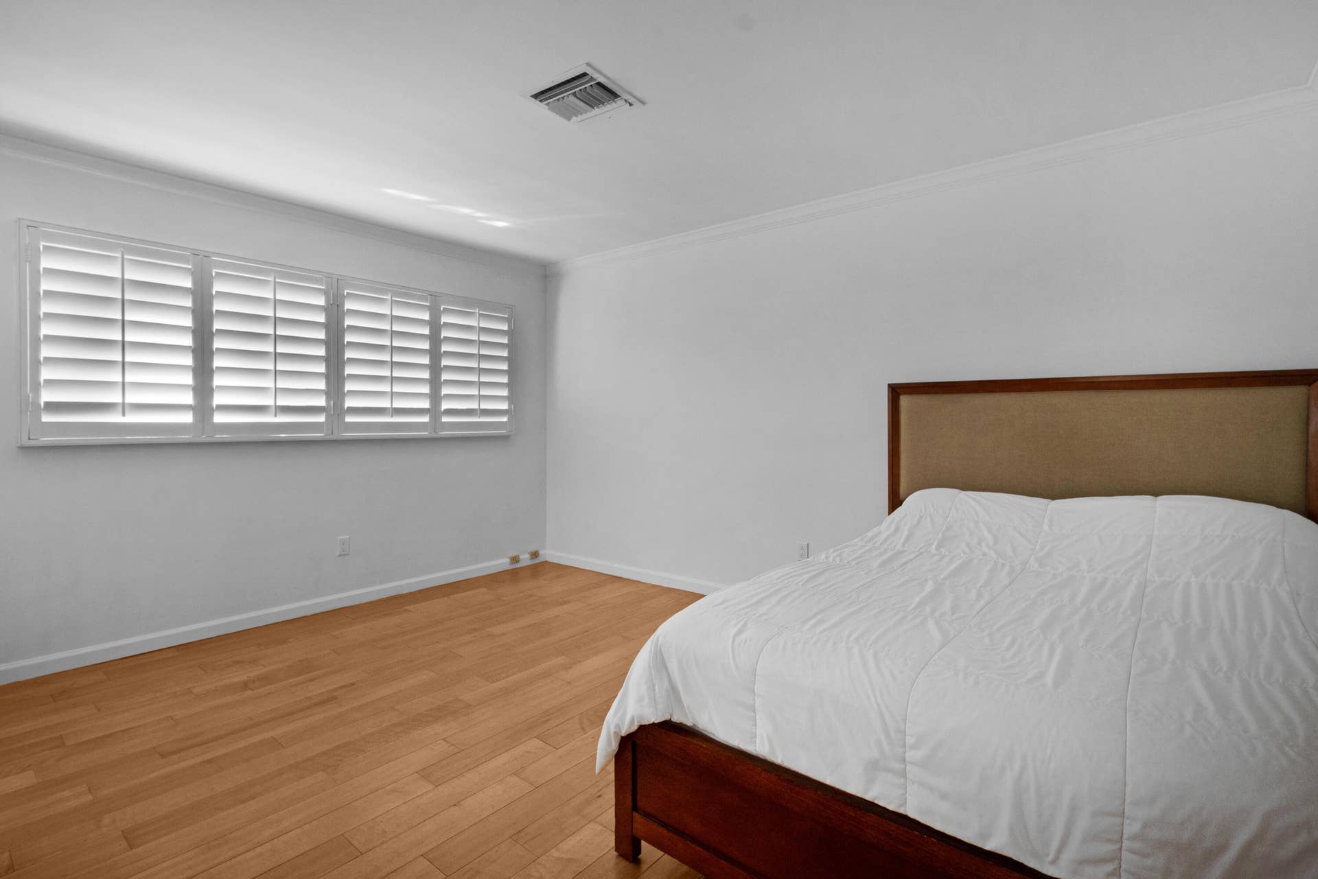 2110 NE 55TH Street, Fort Lauderdale, FL 33308 AccuTour_ 01 2110-ne-55th-st-018
