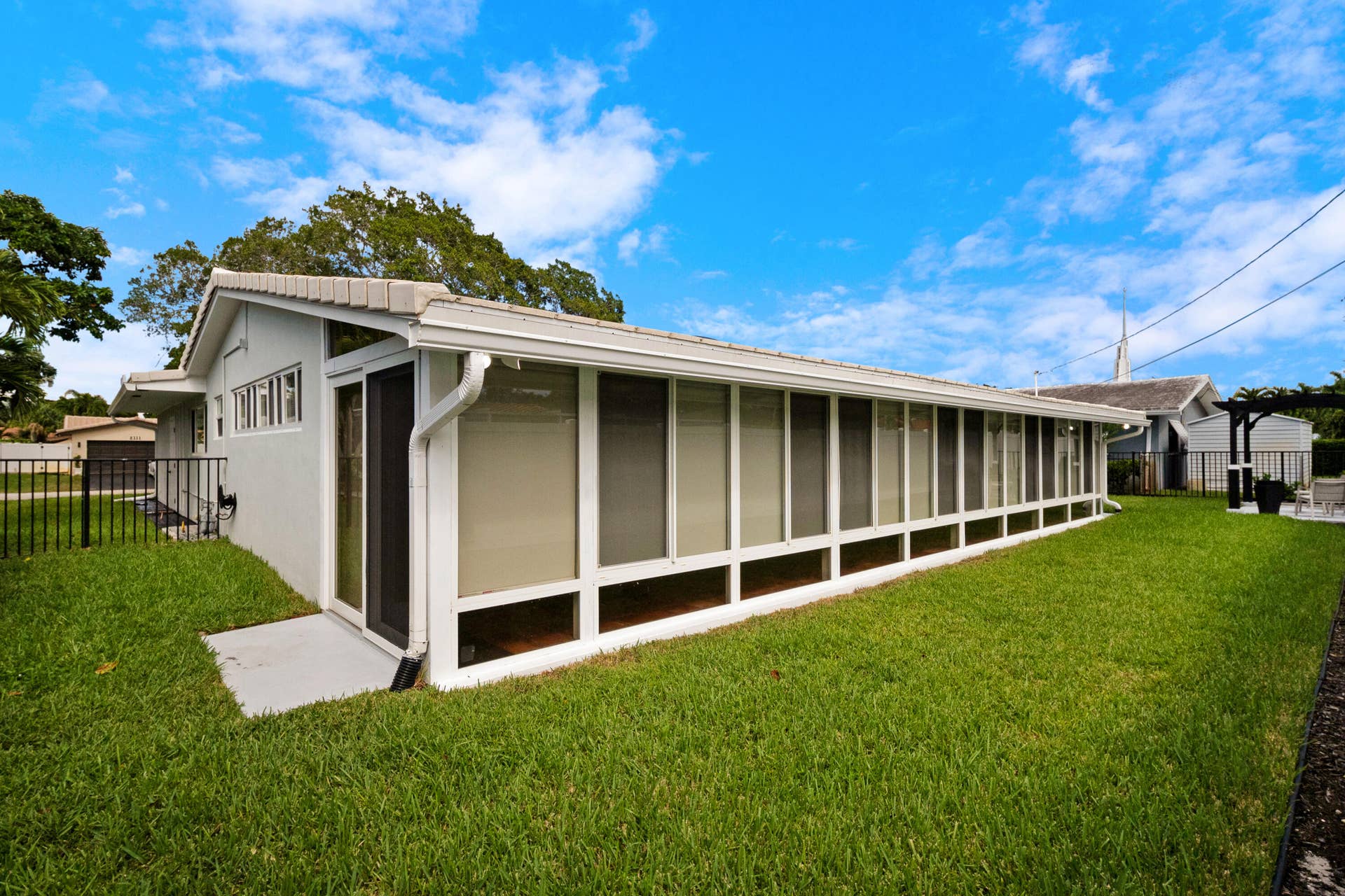 2110 NE 55TH Street, Fort Lauderdale, FL 33308 33_accutour_01 2110-ne-55th-st -033