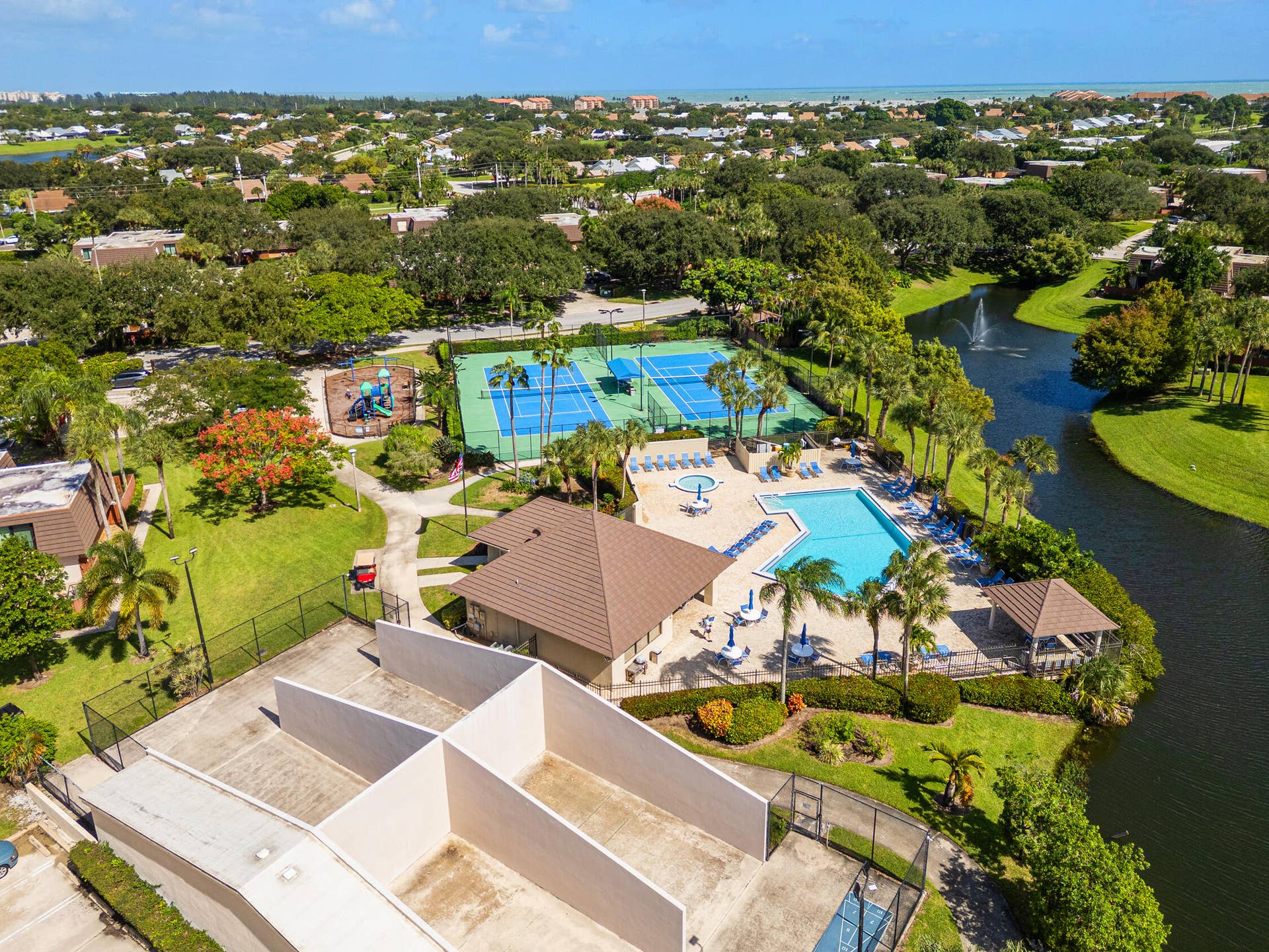 601 SEAFARER Circle, #405, Jupiter, FL 33477 DJI_0171
