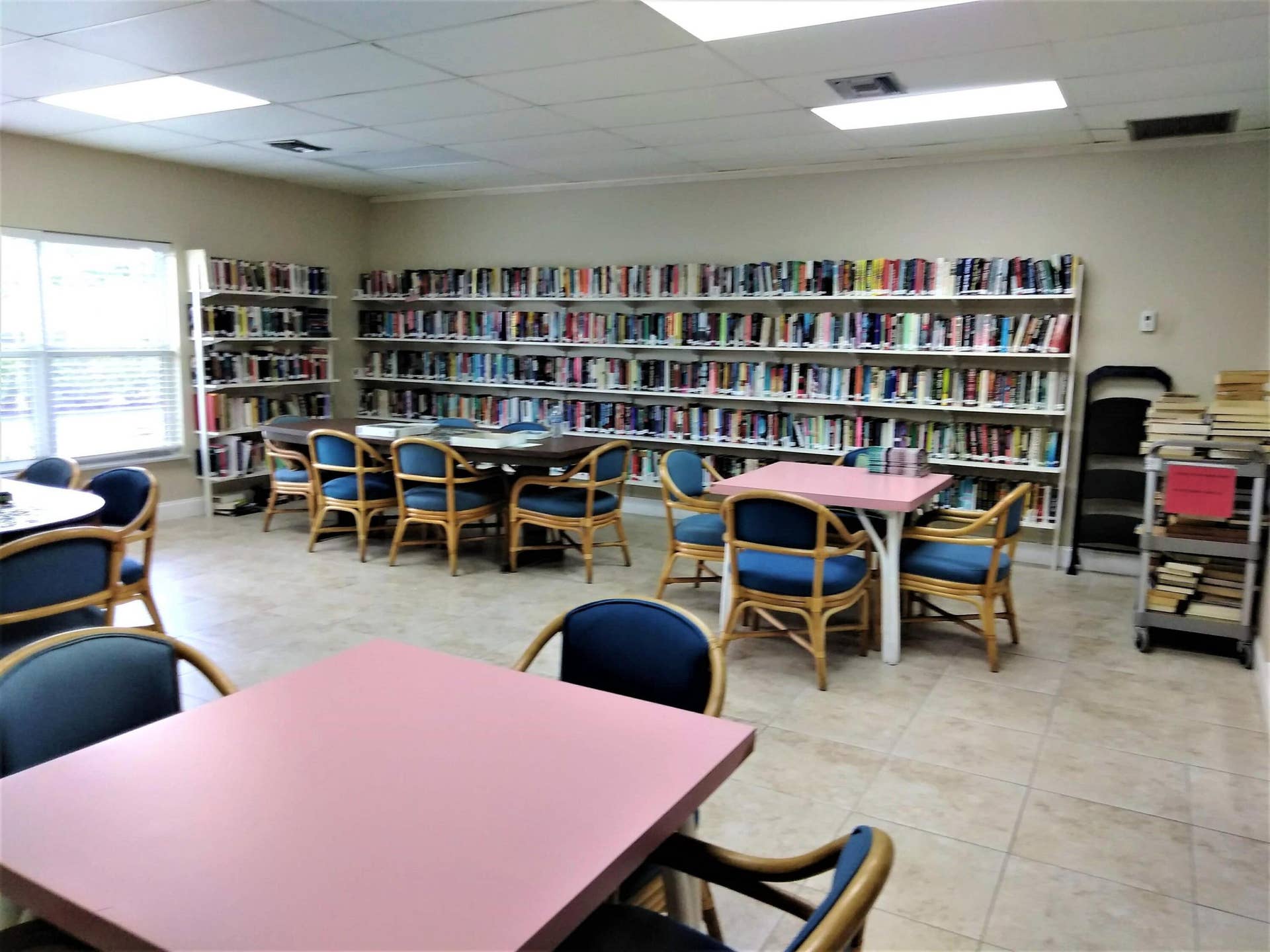 2955 Crosley Drive W, #F, West Palm Beach, FL 33415 LIBRARY